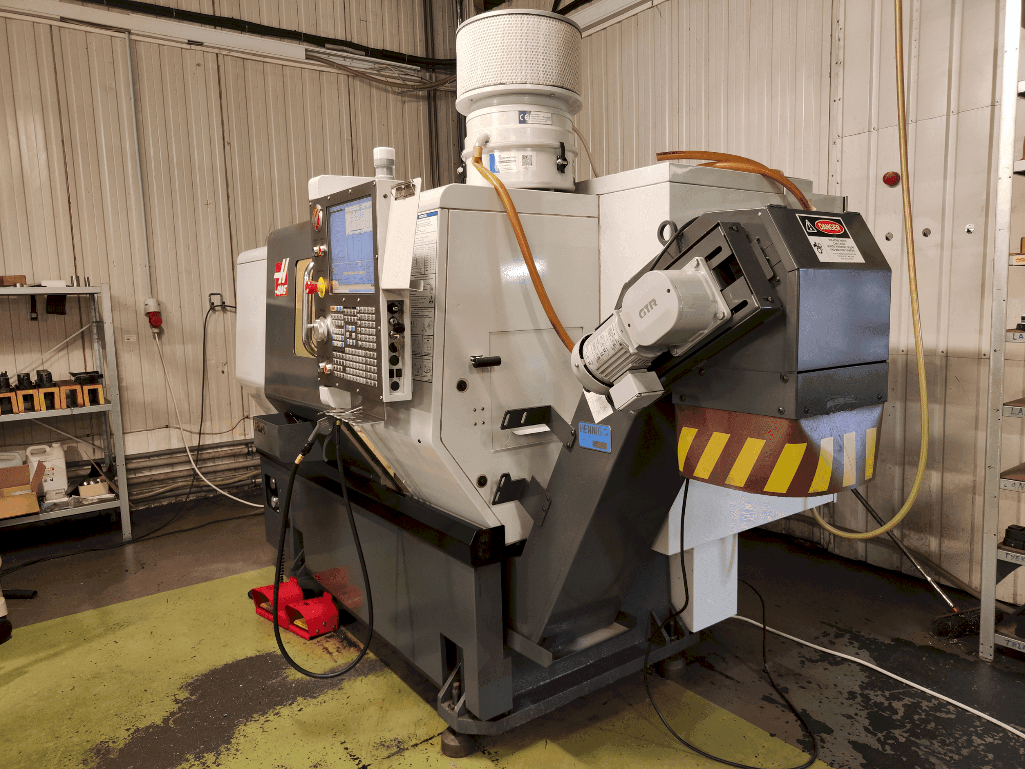 Makine HAAS ST-10 - Önden görünüm