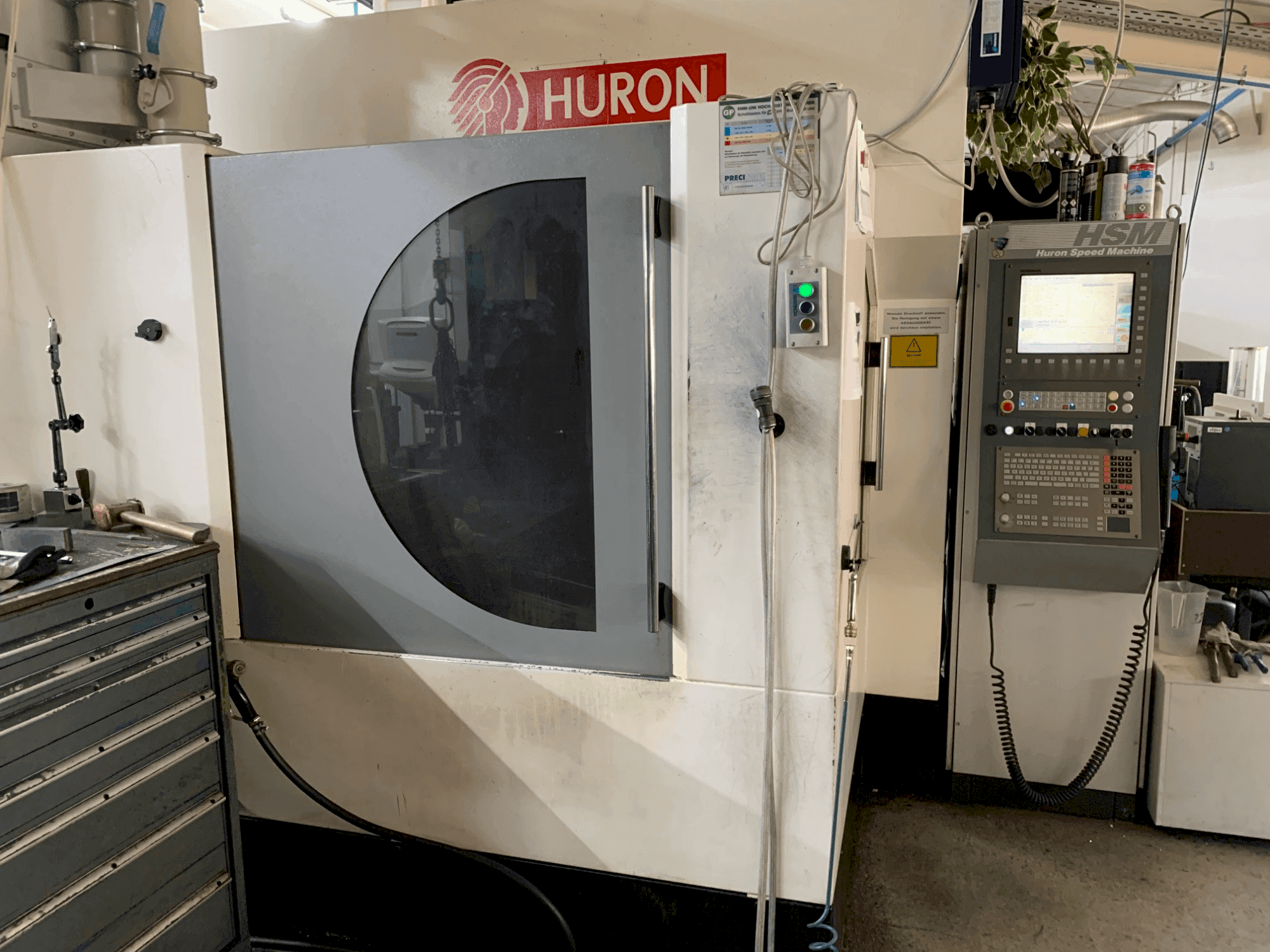 Makine Huron K2X10 - Önden görünüm
