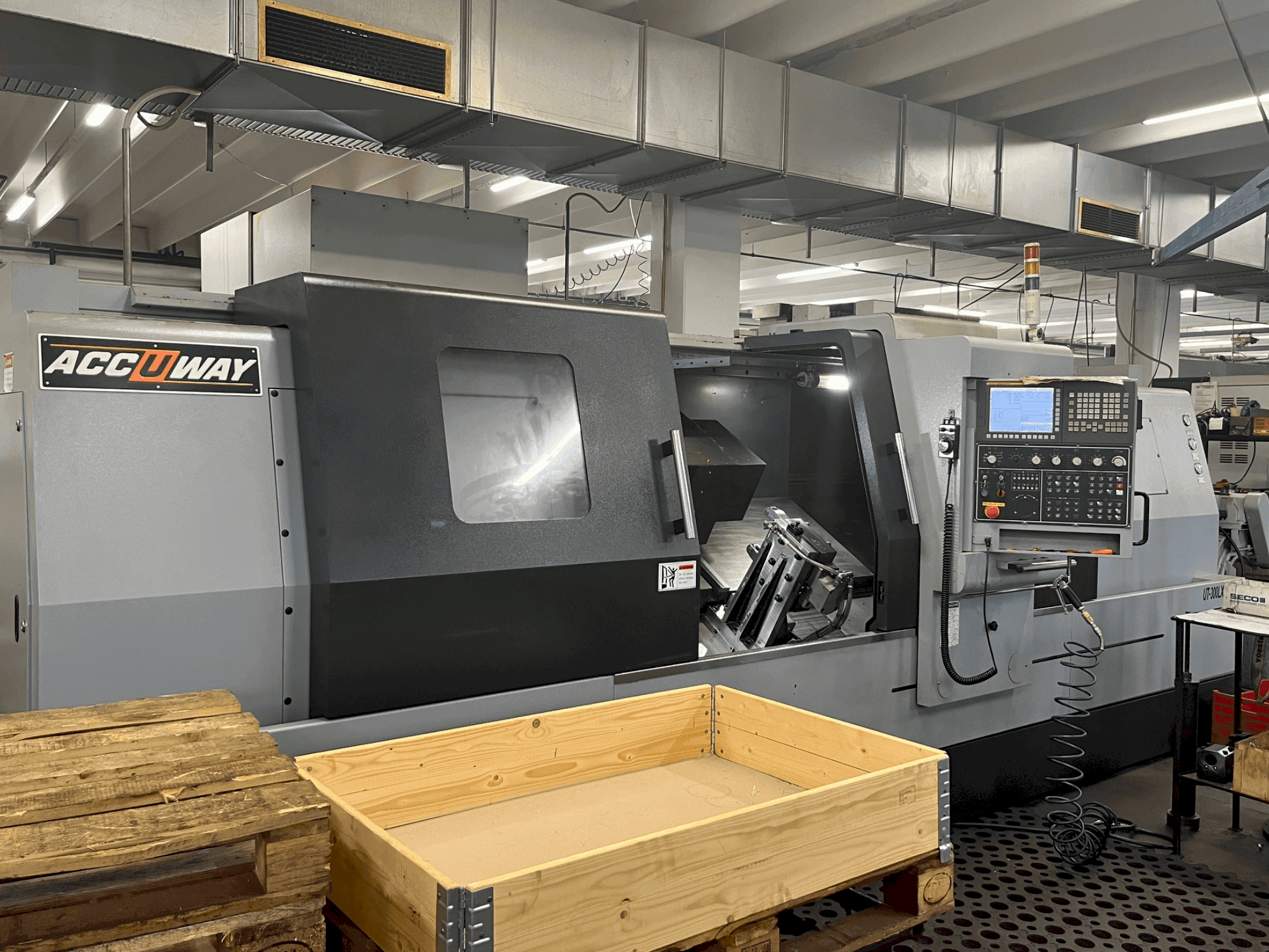 Makine ACCUWAY UT-300LX2M - Önden görünüm