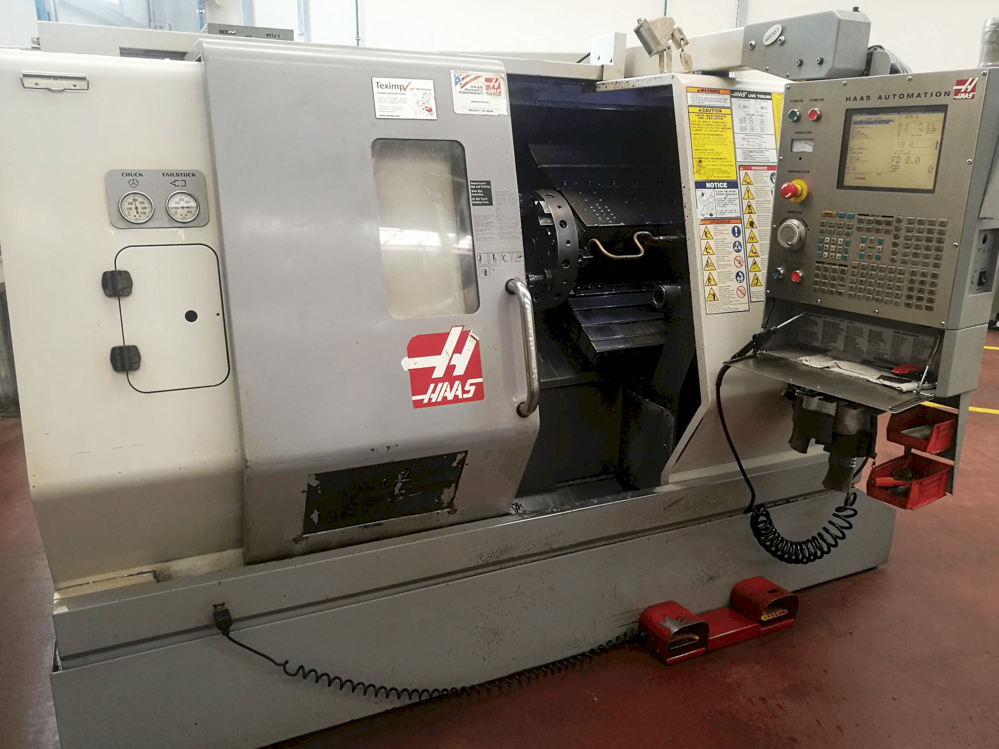 Makine HAAS SL-20THE - Önden görünüm