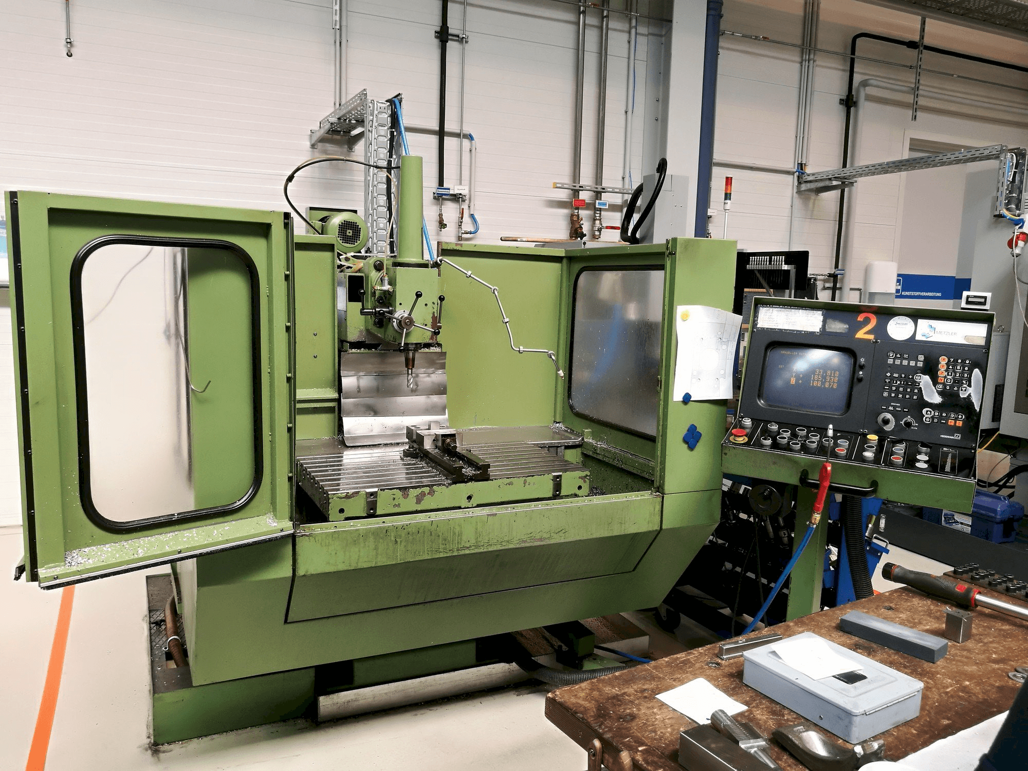 Makine MIKRON WF 31 - Önden görünüm