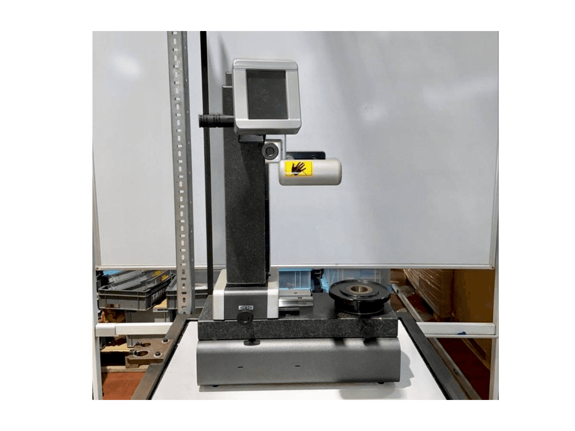 Makine ELB CONTROLLI LARTH - Önden görünüm