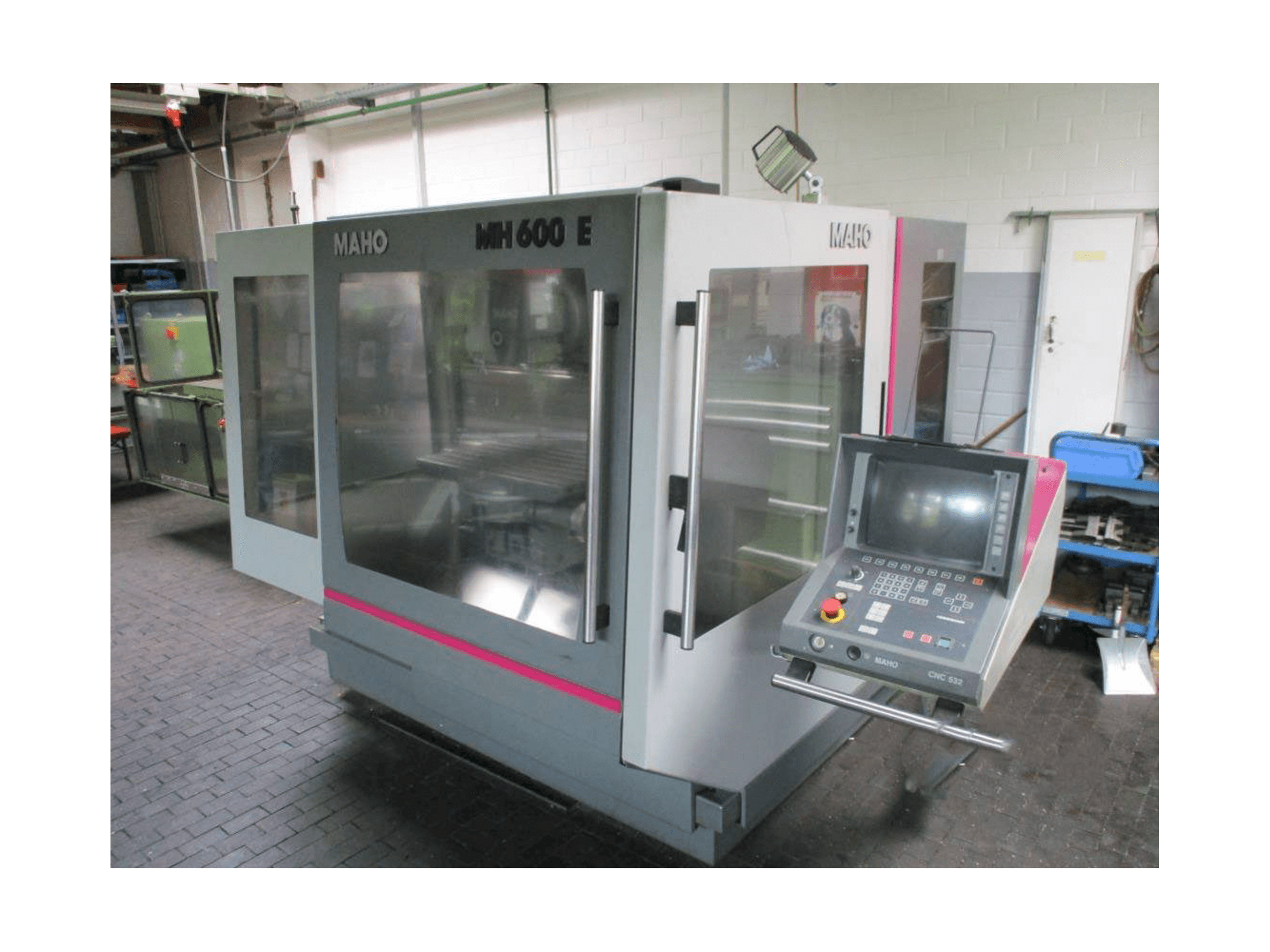 Makine MAHO MAHO 600 E - Önden görünüm