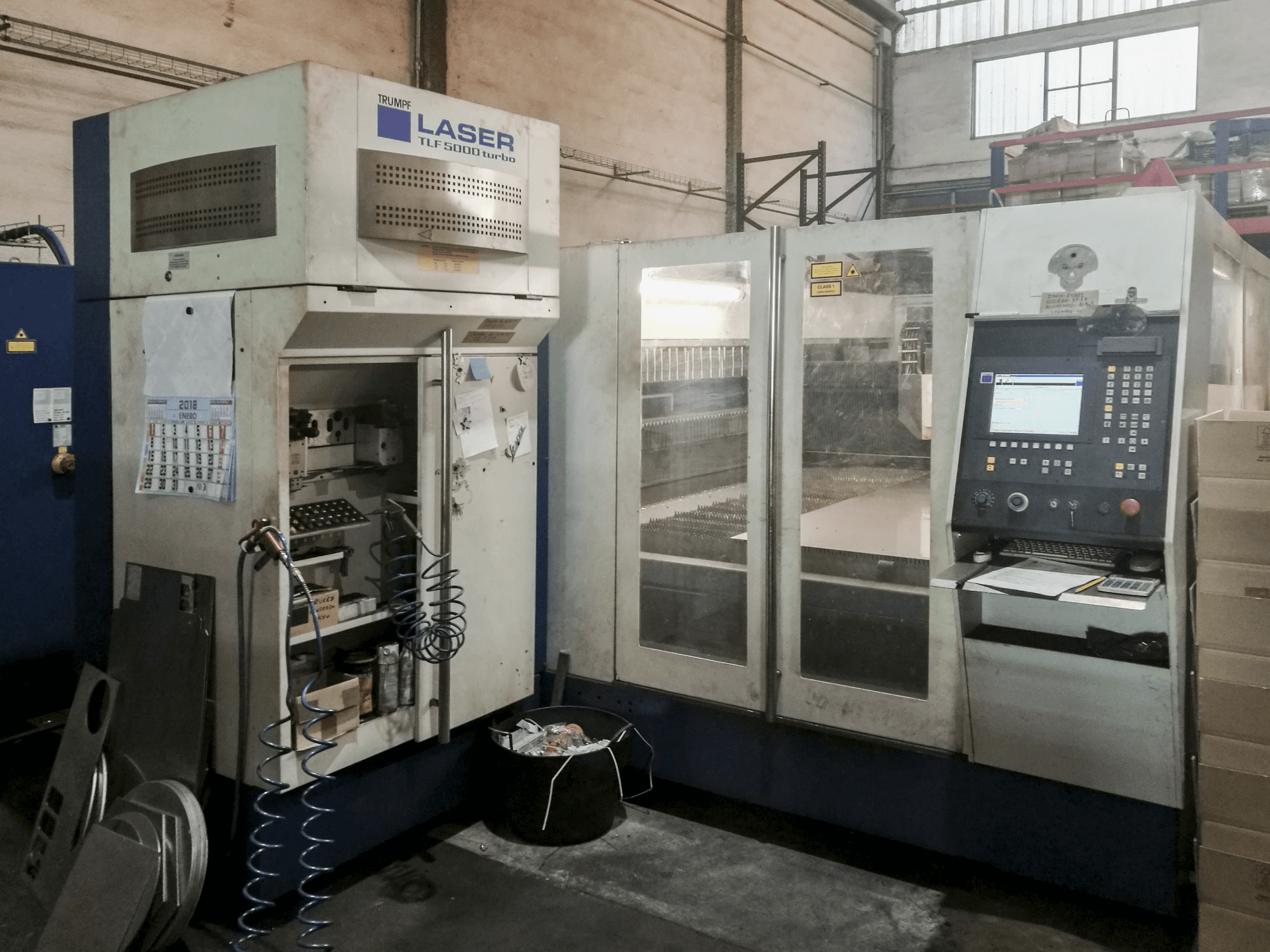 Makine Trumpf - Önden görünüm Trumatic L3050