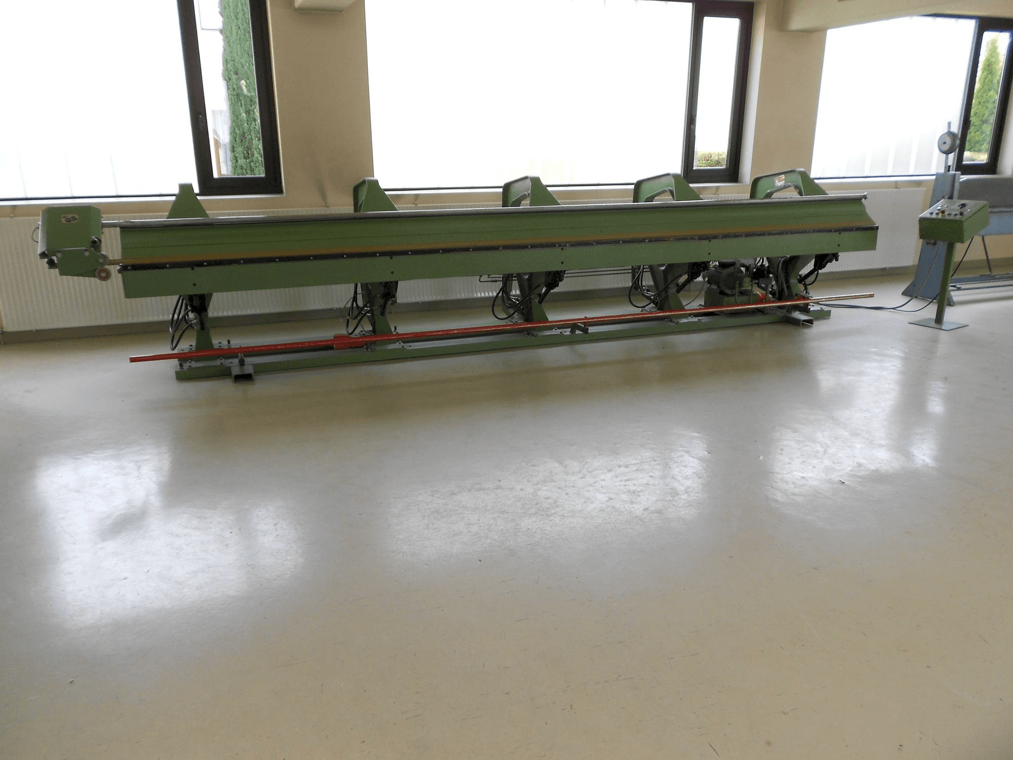 Makine Biegmeister BMTH 6.125 - Önden görünüm