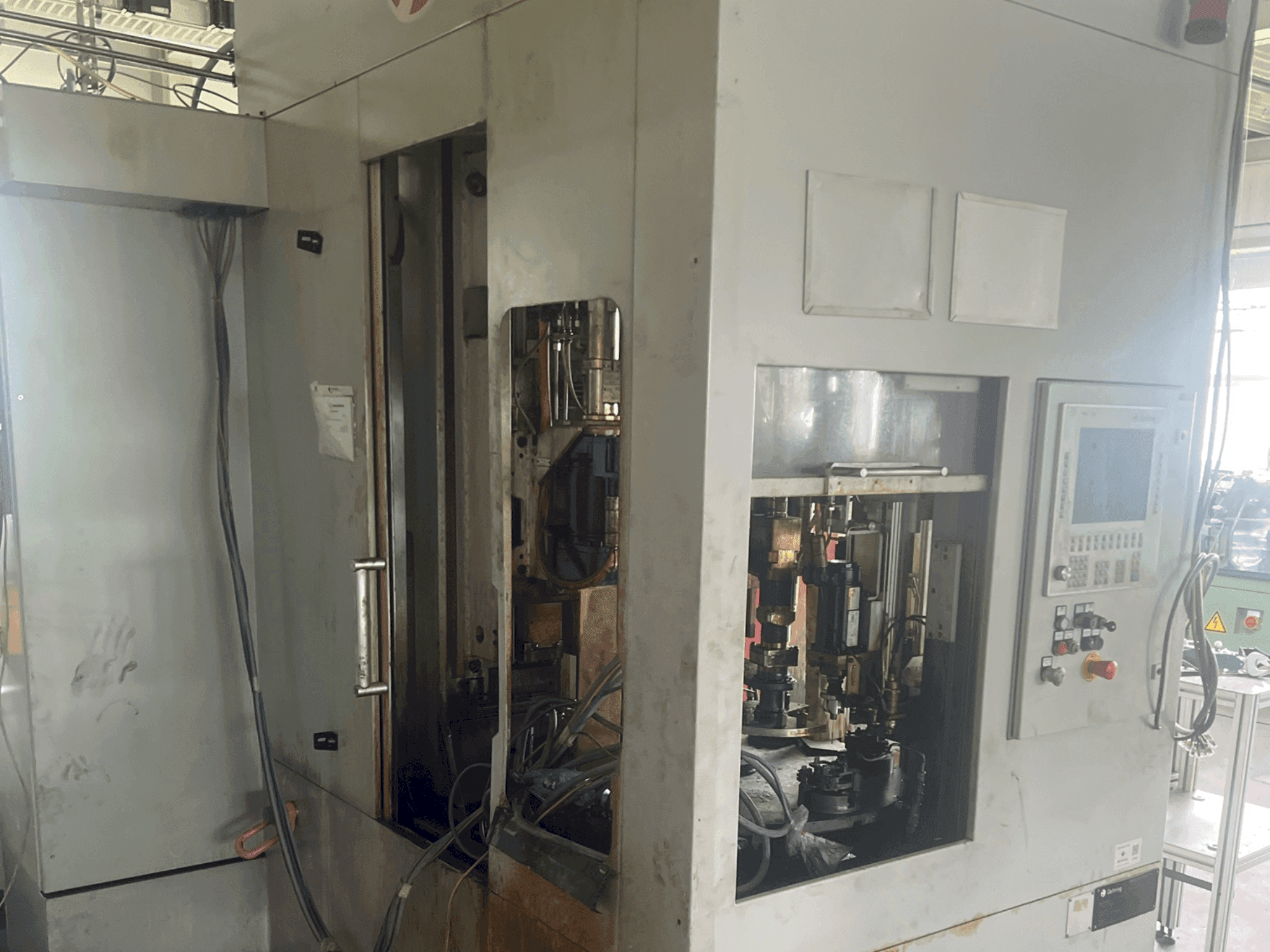 Makine GEHRING L2-630 (2013) - Sağdan görünüm