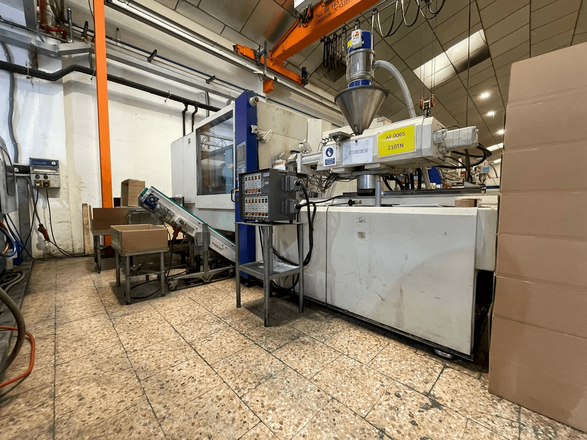 Makine Battenfeld HM 210/1000 S - Sağ taraf görünümü