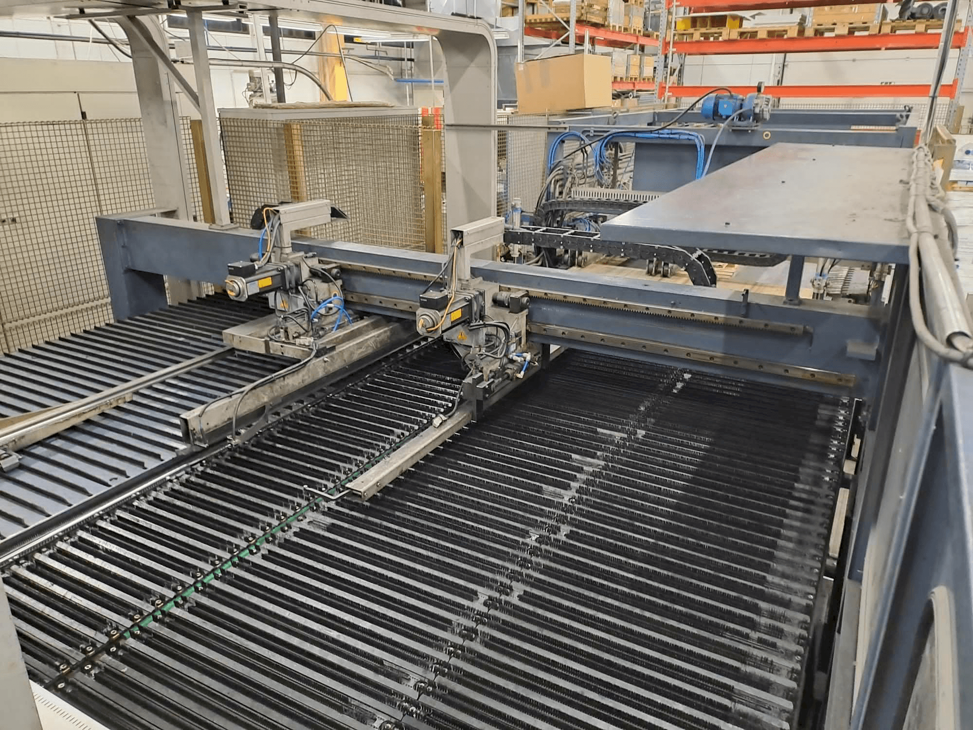 Makine Salvagnini S4 - Önden görünüm