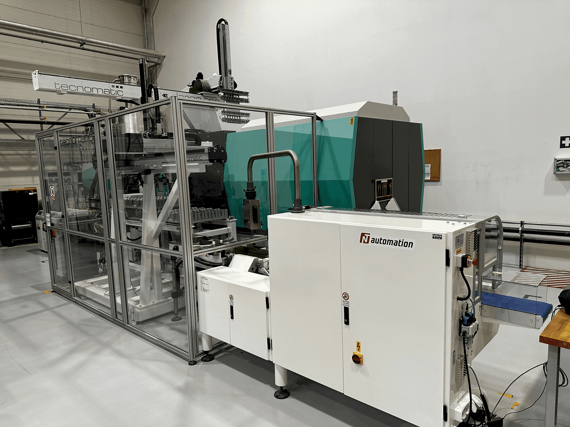 Makine Arburg Allrounder 920H 5000-4600 - Önden görünüm