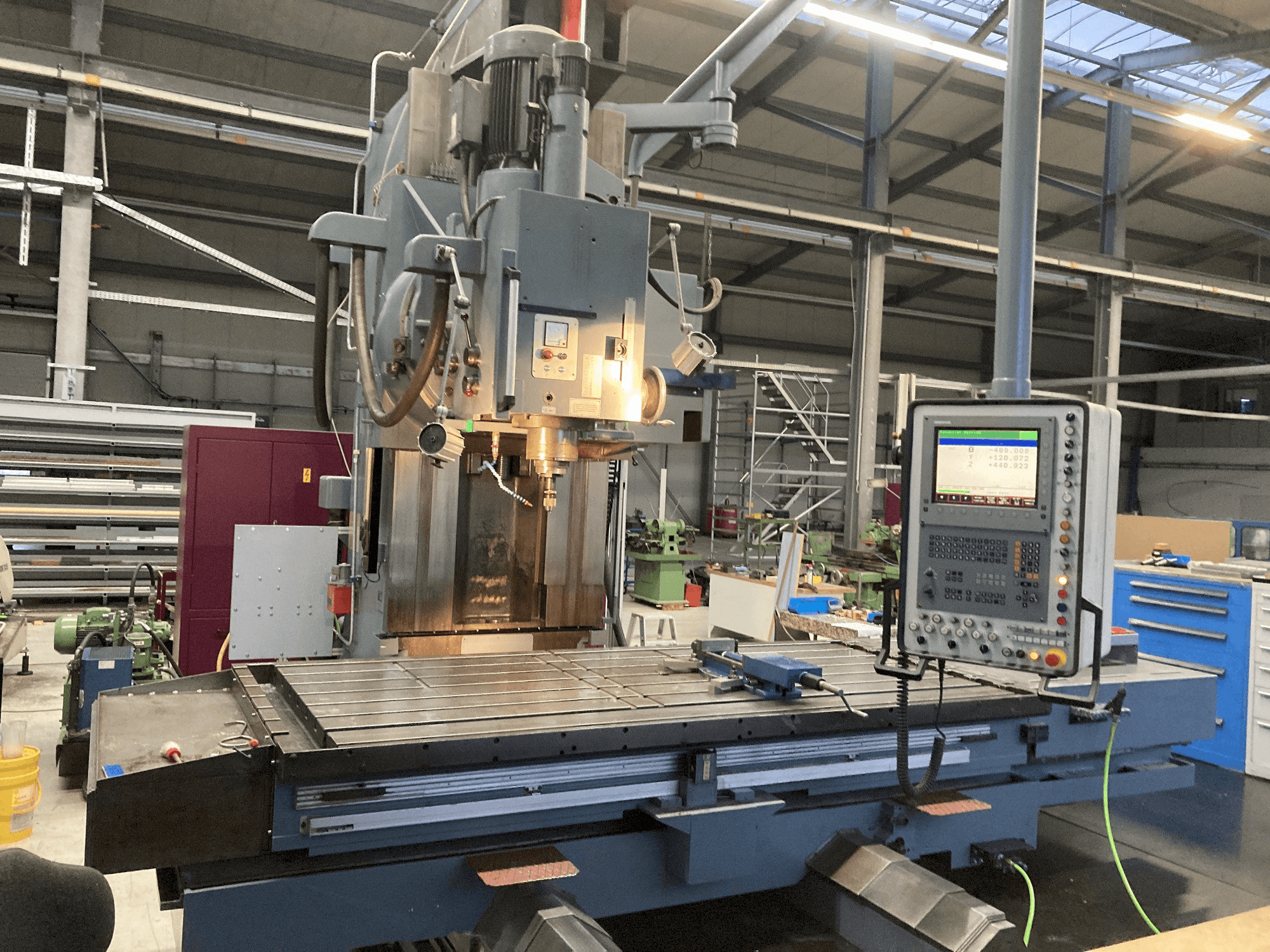 Makine Droop & Rein FS 130 SKE - Önden görünüm