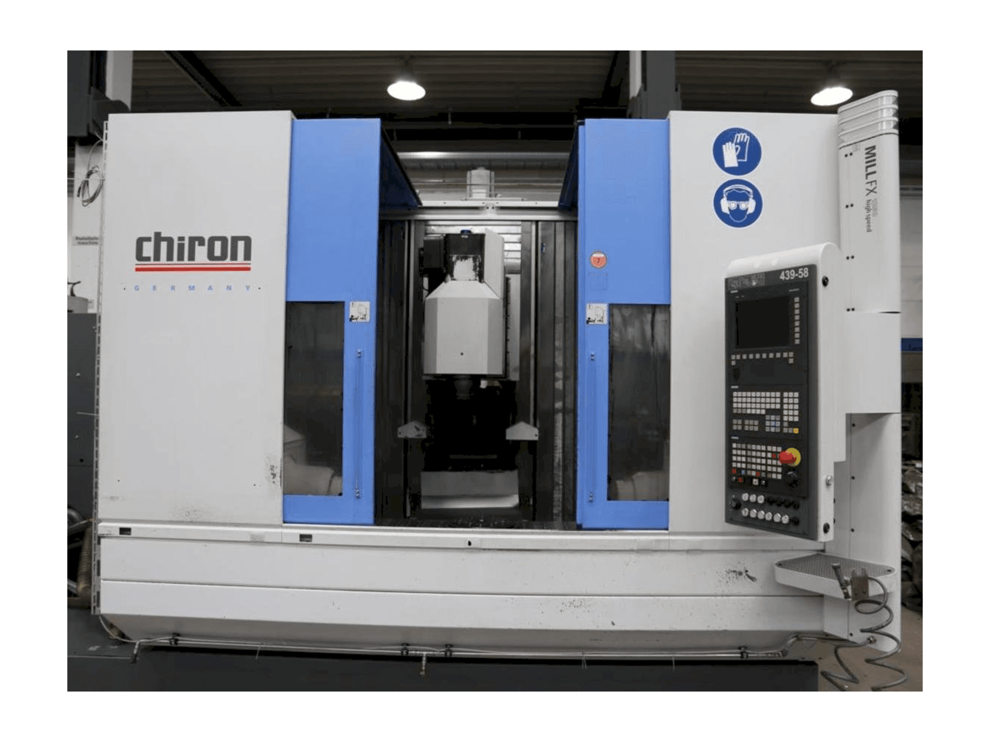 Makine CHIRON Mill 1250 - Önden görünüm