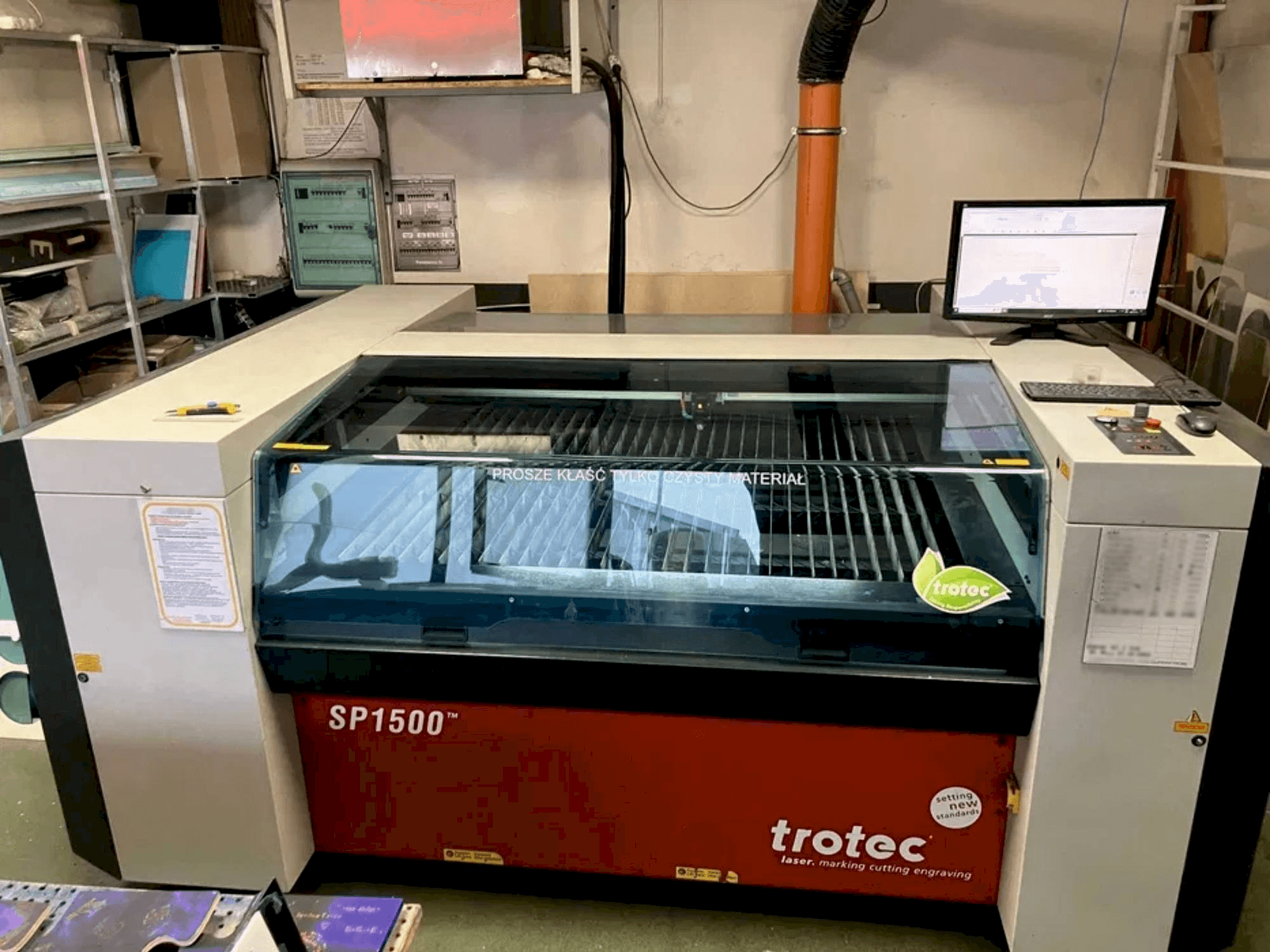 Makine Trotec SP1500 - Önden görünüm