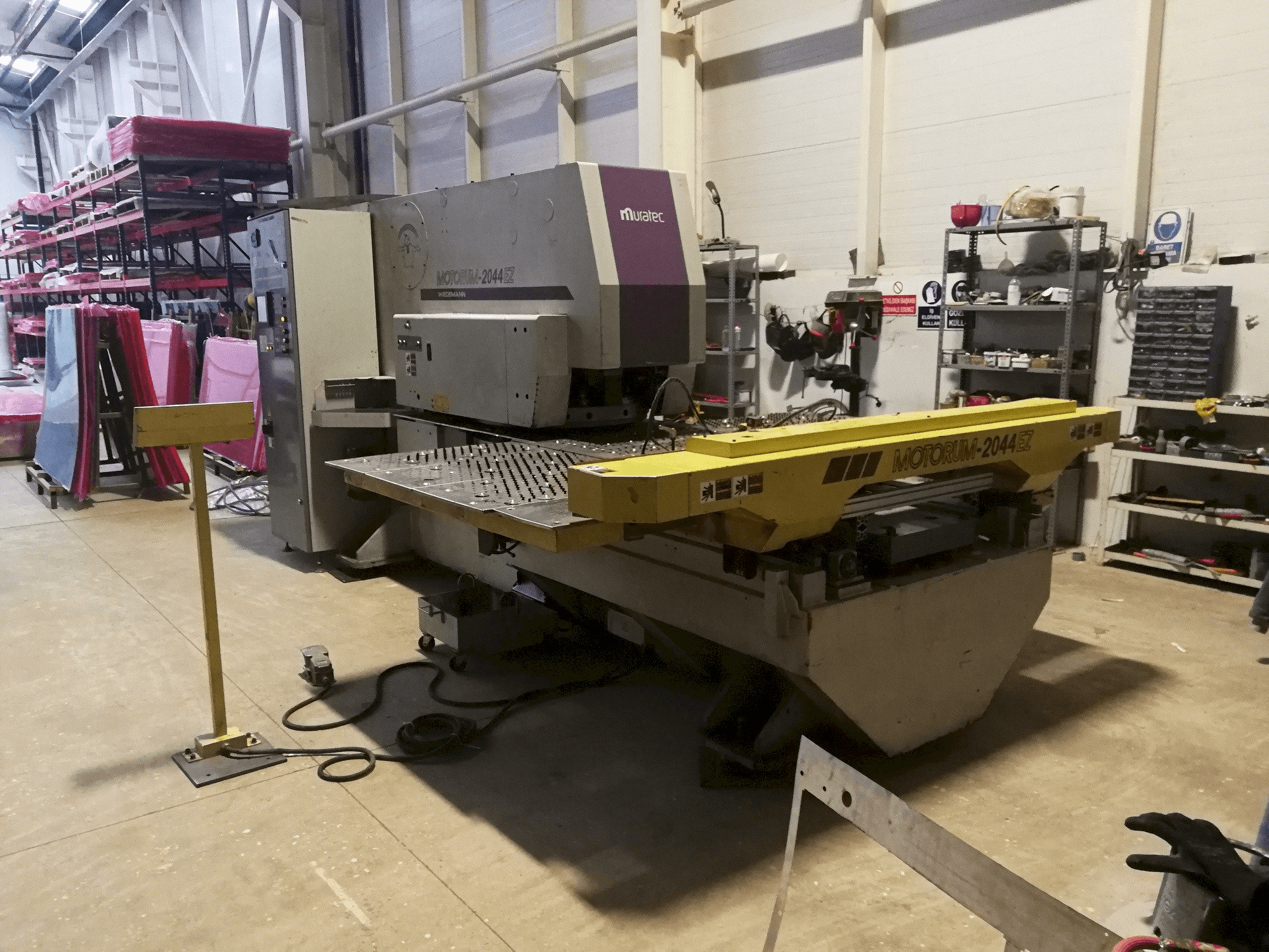 Makine Muratec Motorum 2044 EZ - Sol taraftaki görüntü