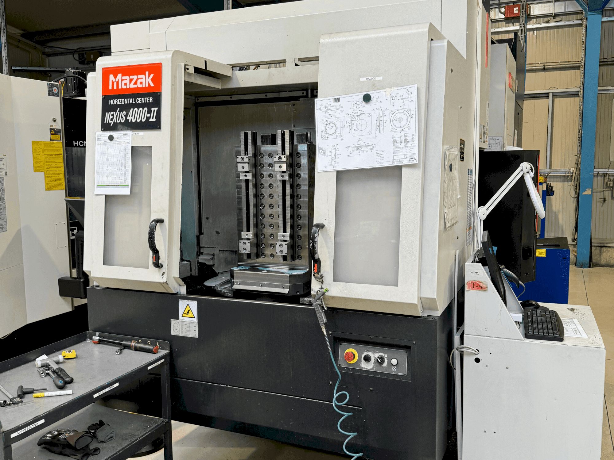 Makine Mazak HCN 4000 II - Önden görünüm