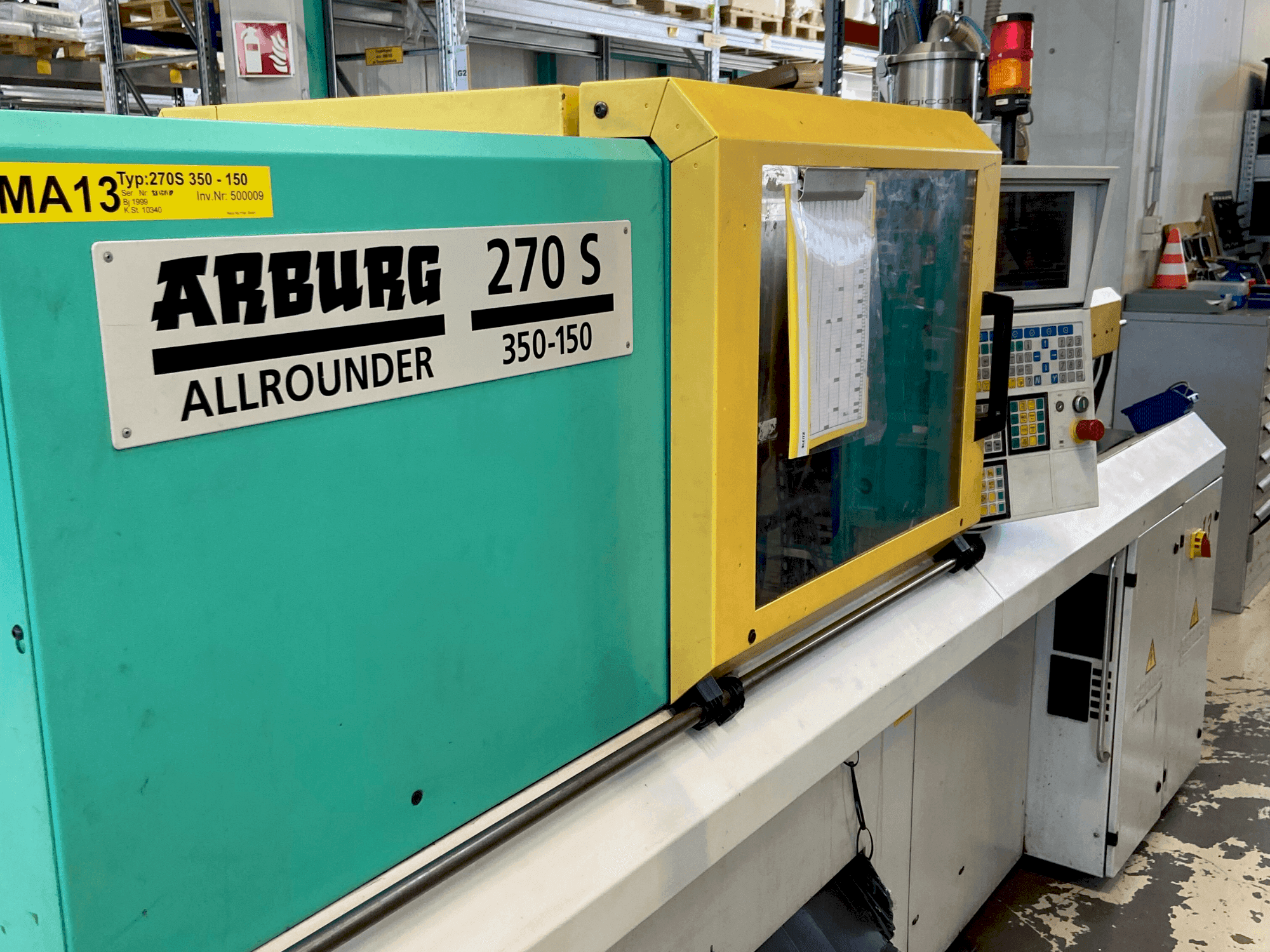 Makine Arburg Allrounder 270 S 250-60 - Önden görünüm