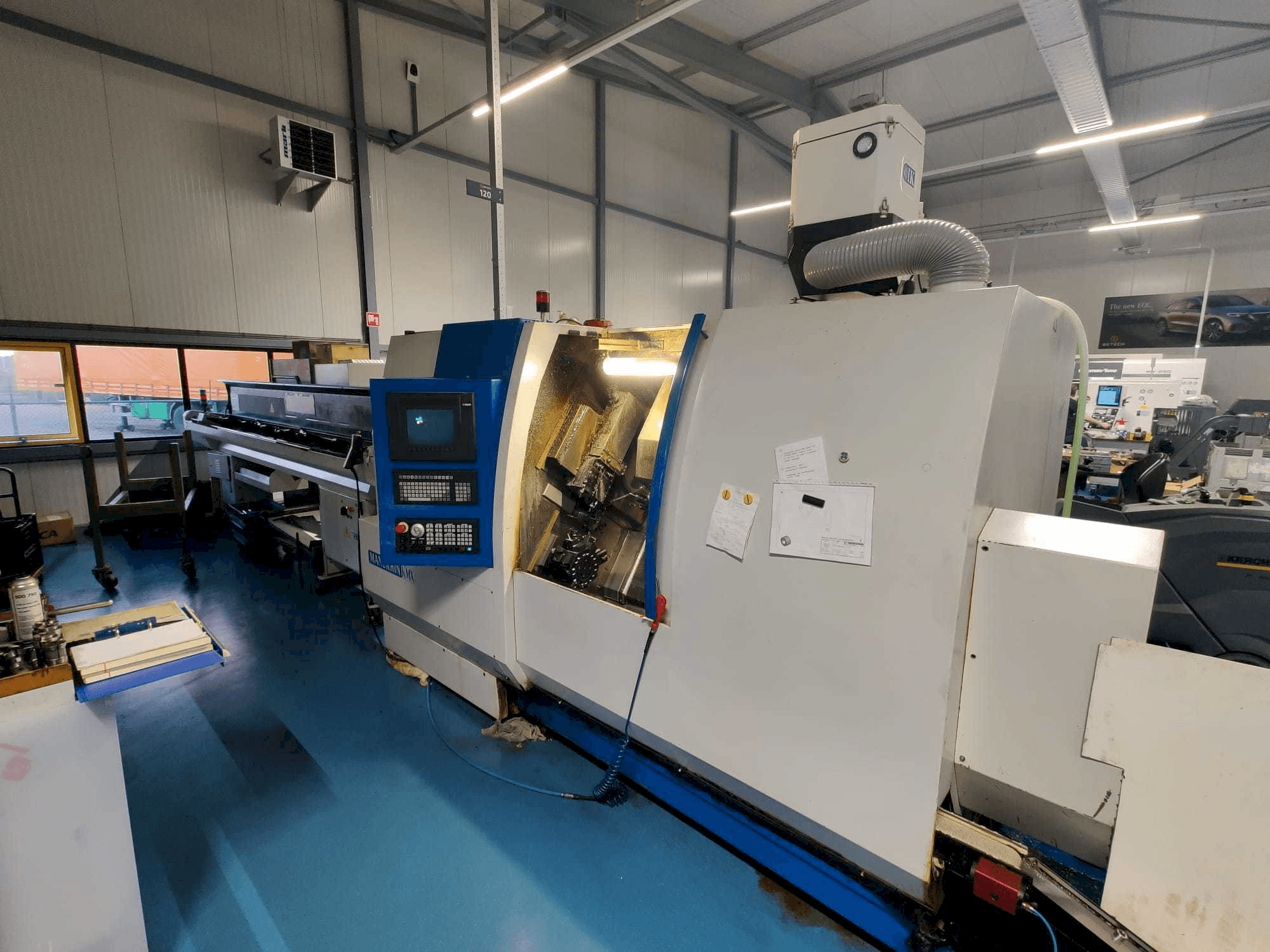 Makine Manurhin K'MX XL 32 - Önden görünüm