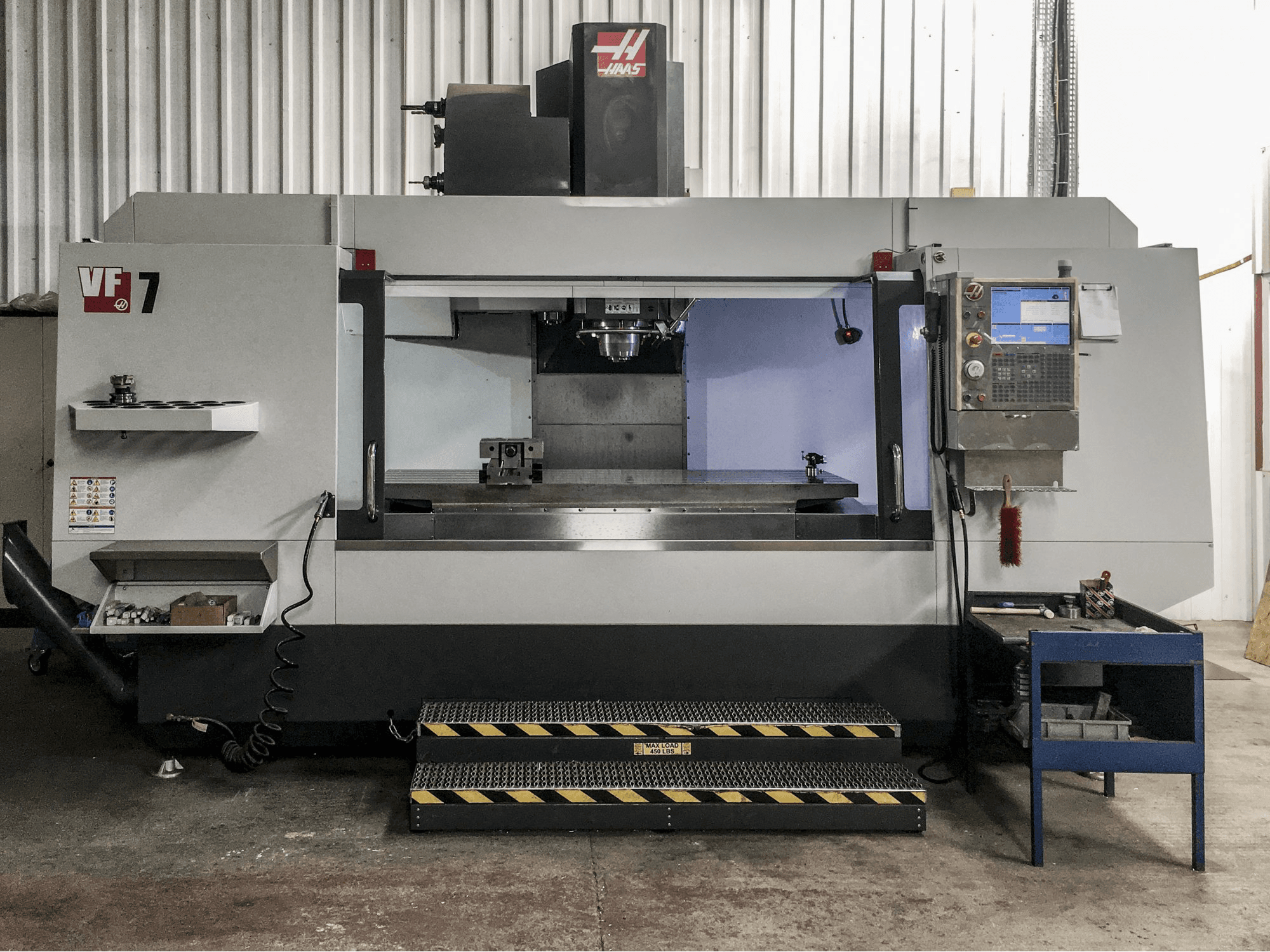 Makine HAAS - Önden görünüm VF-7/50