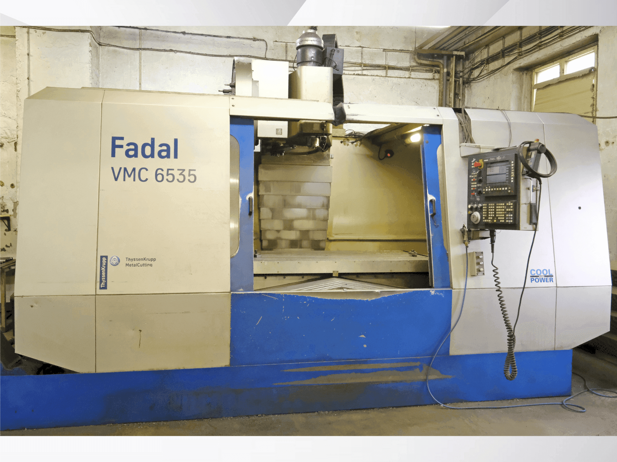 Makine FADAL VMC 6535 HT - Önden görünüm