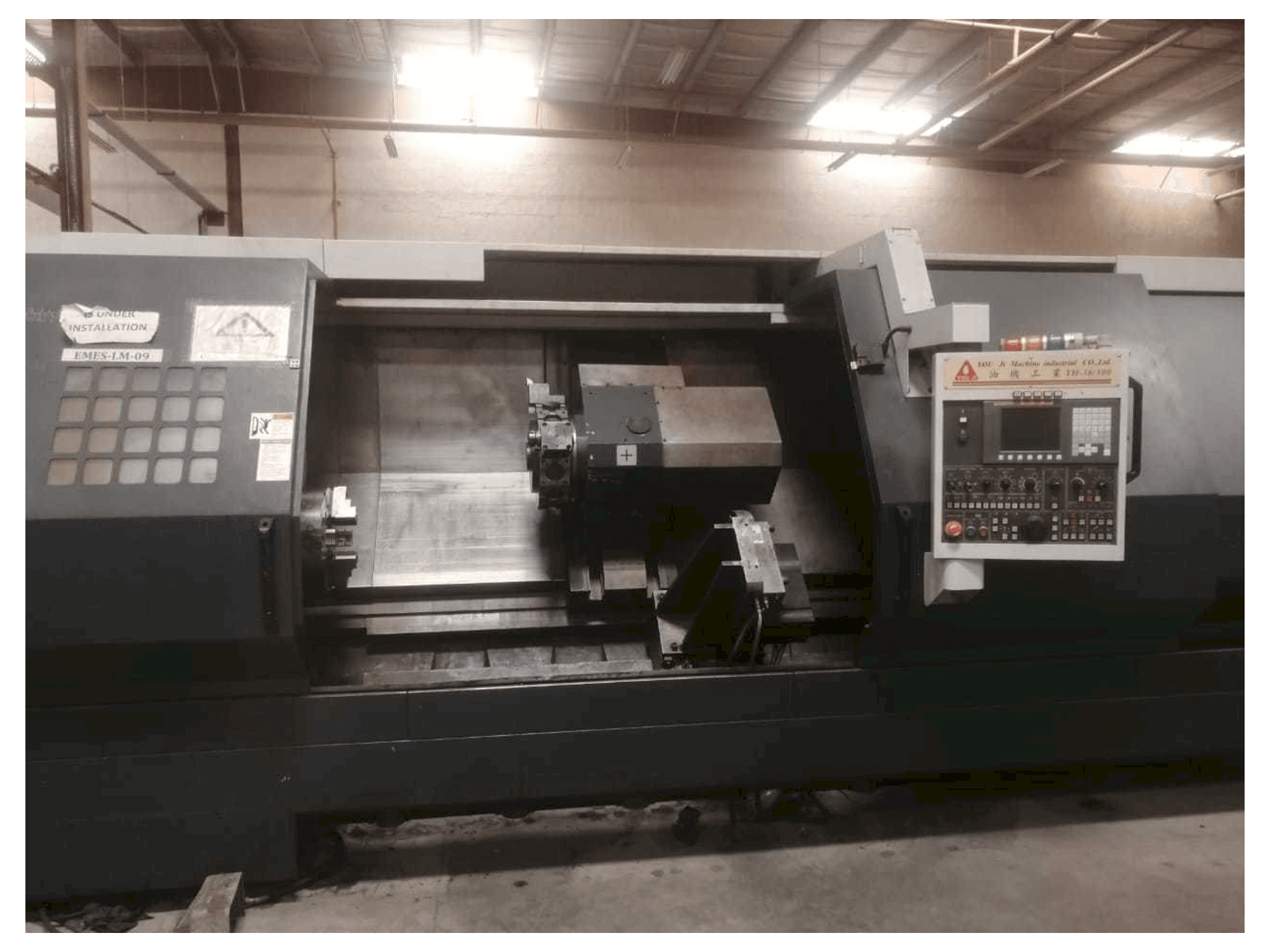 Makine YOU JI YH-36+C/300 - Önden görünüm