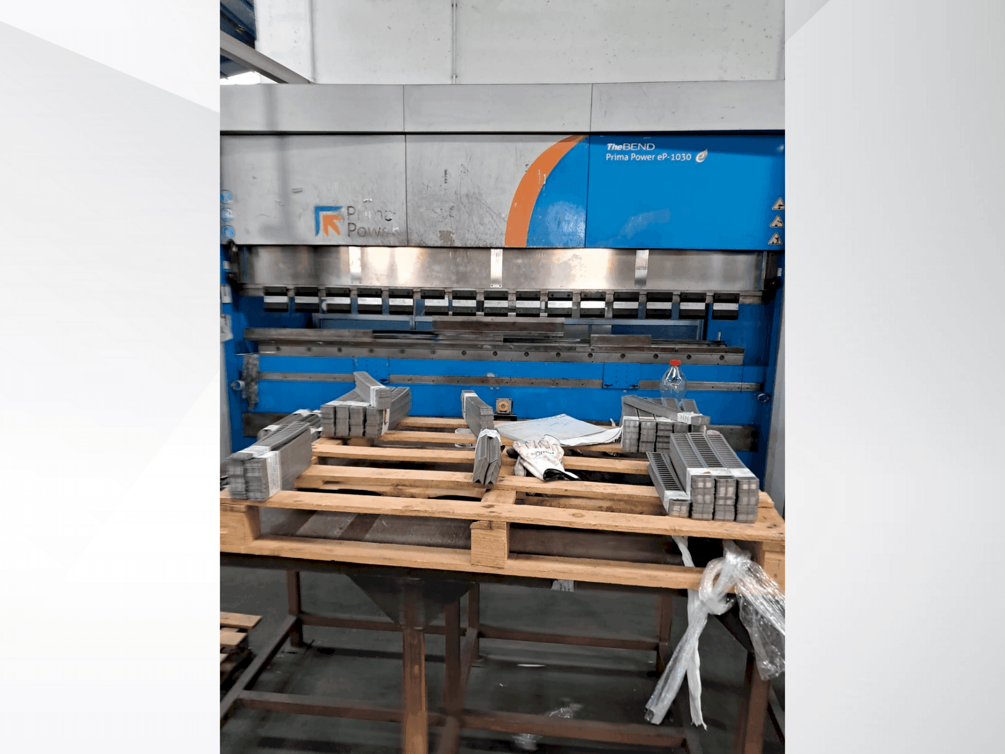 Makine Prima Power eP-1030 - Önden görünüm