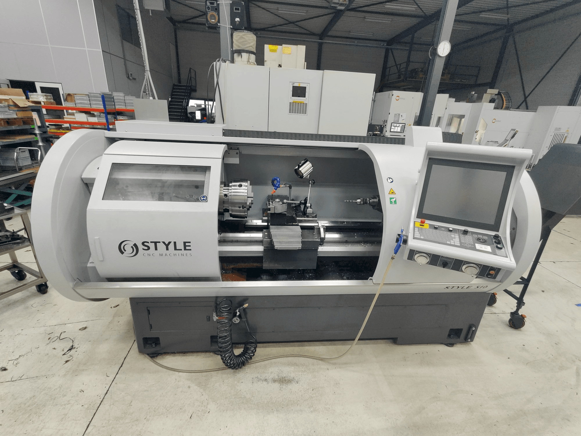 Makine STYLE 510 - Önden görünüm