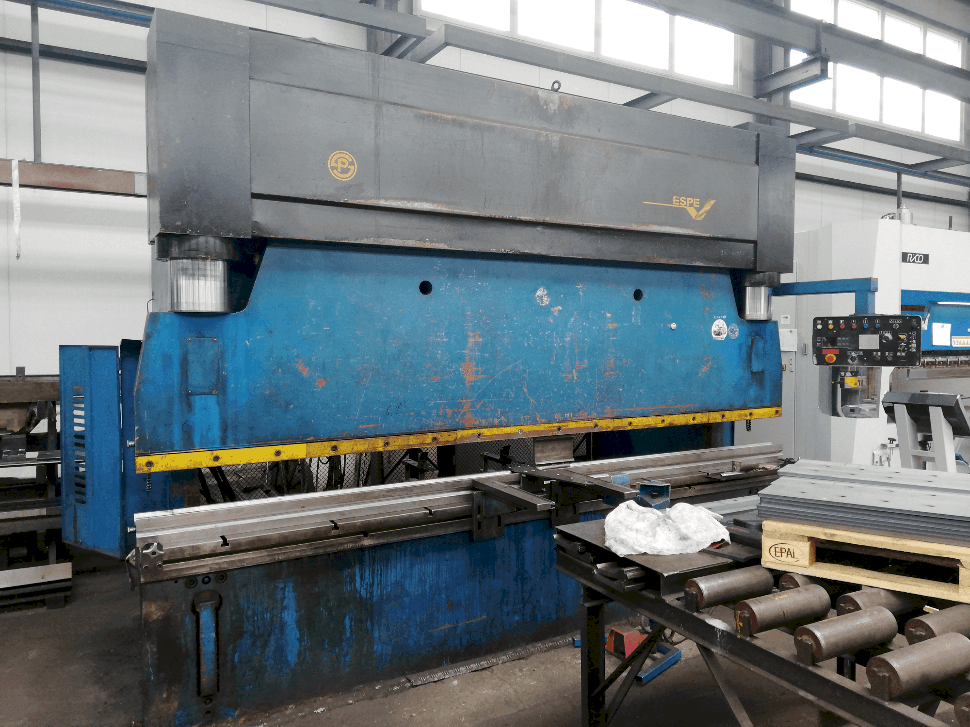 Makine ESPE CTO 250/4000N - Önden görünüm