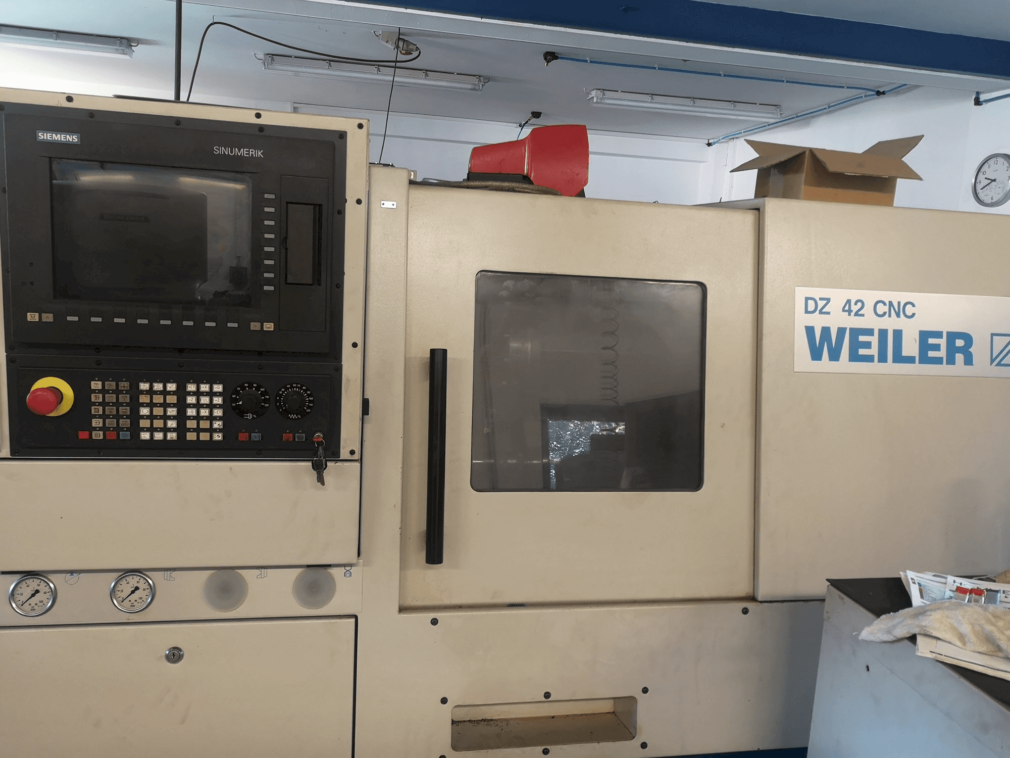 Makine Weiler DZ 42 - Önden görünüm