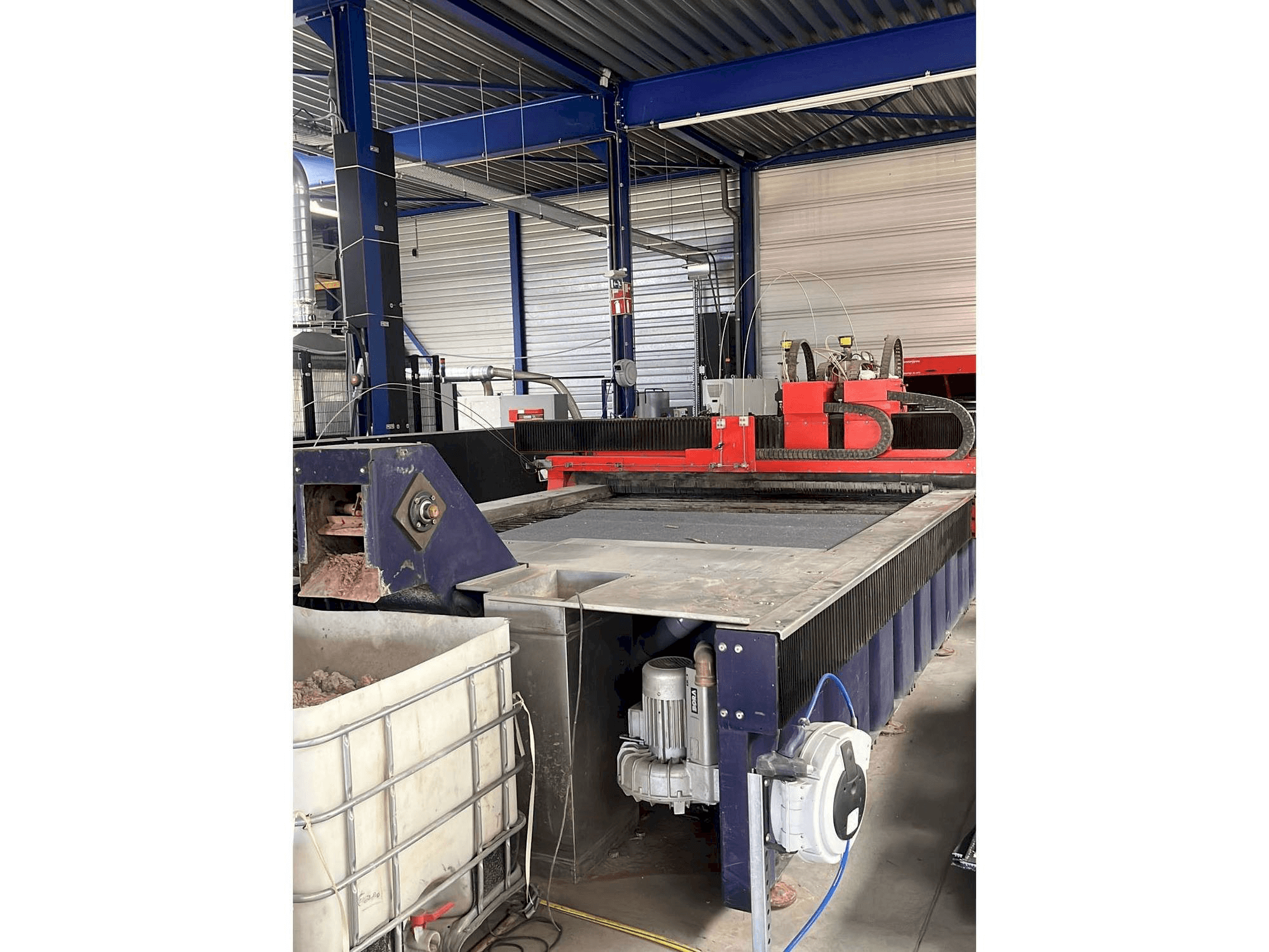 Makine Bystronic ByJet 4020 - Önden görünüm