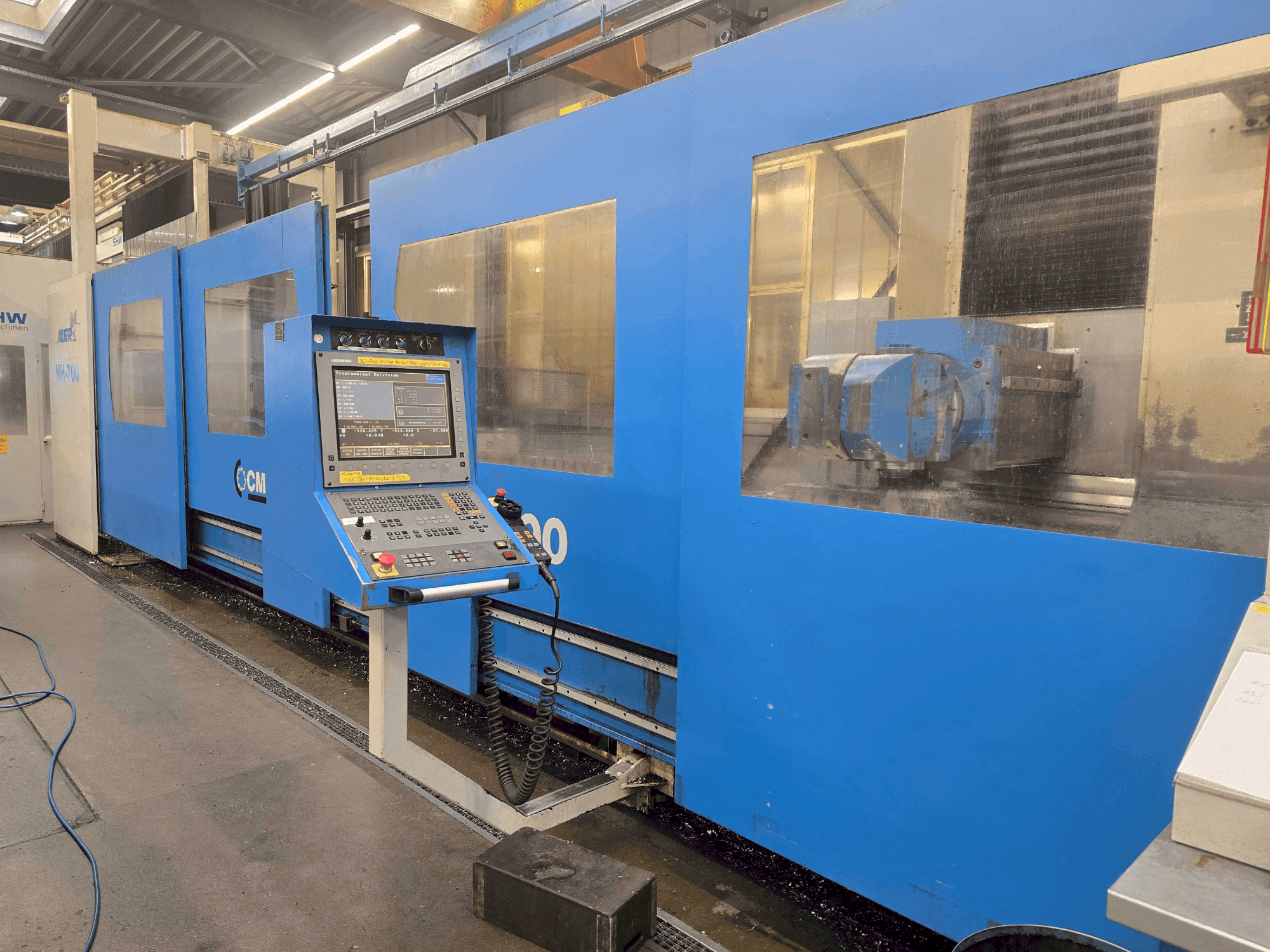 Makine CME MH-700 - Önden görünüm