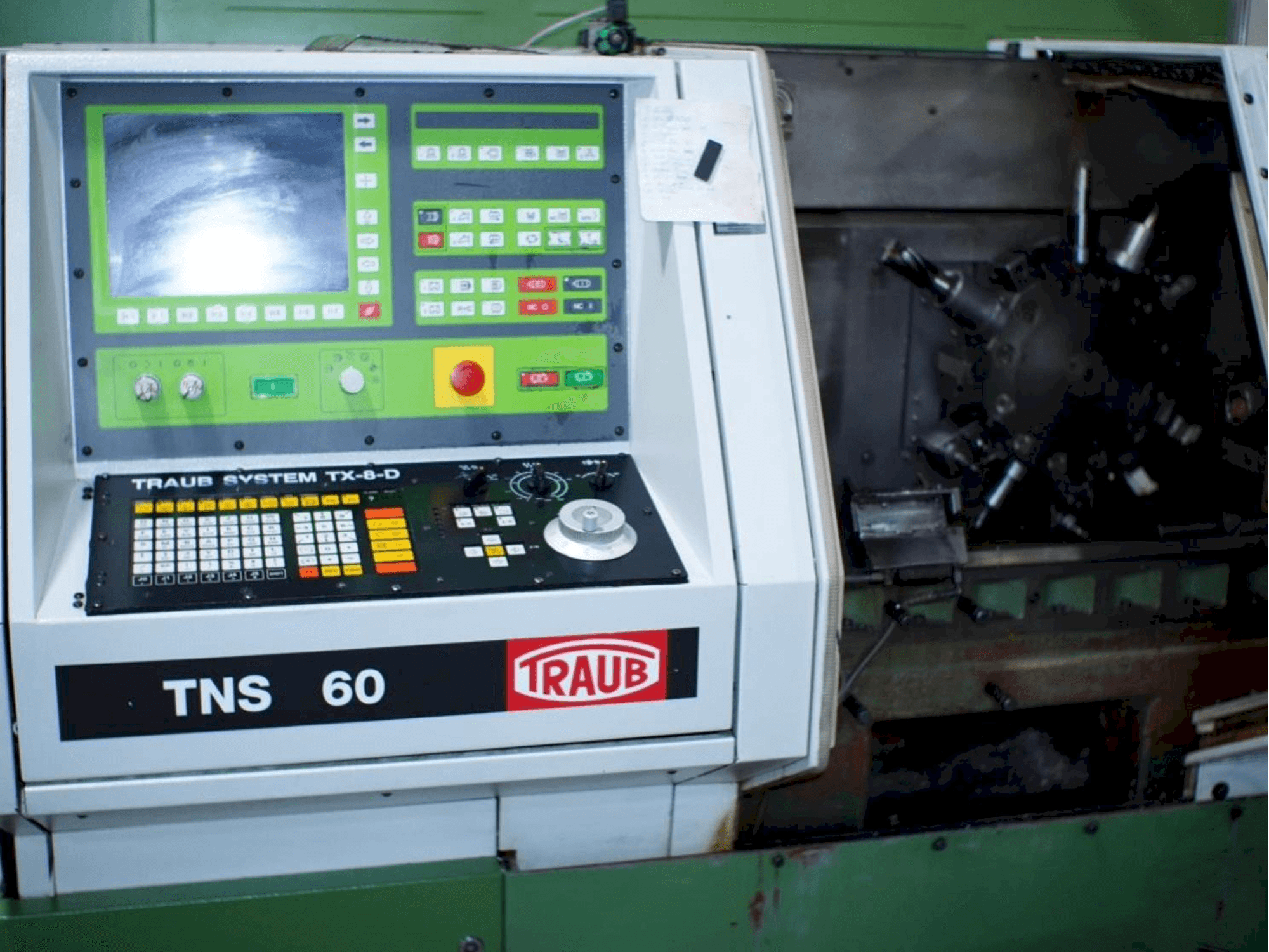 Makine TRAUB TNS 60 - Önden görünüm