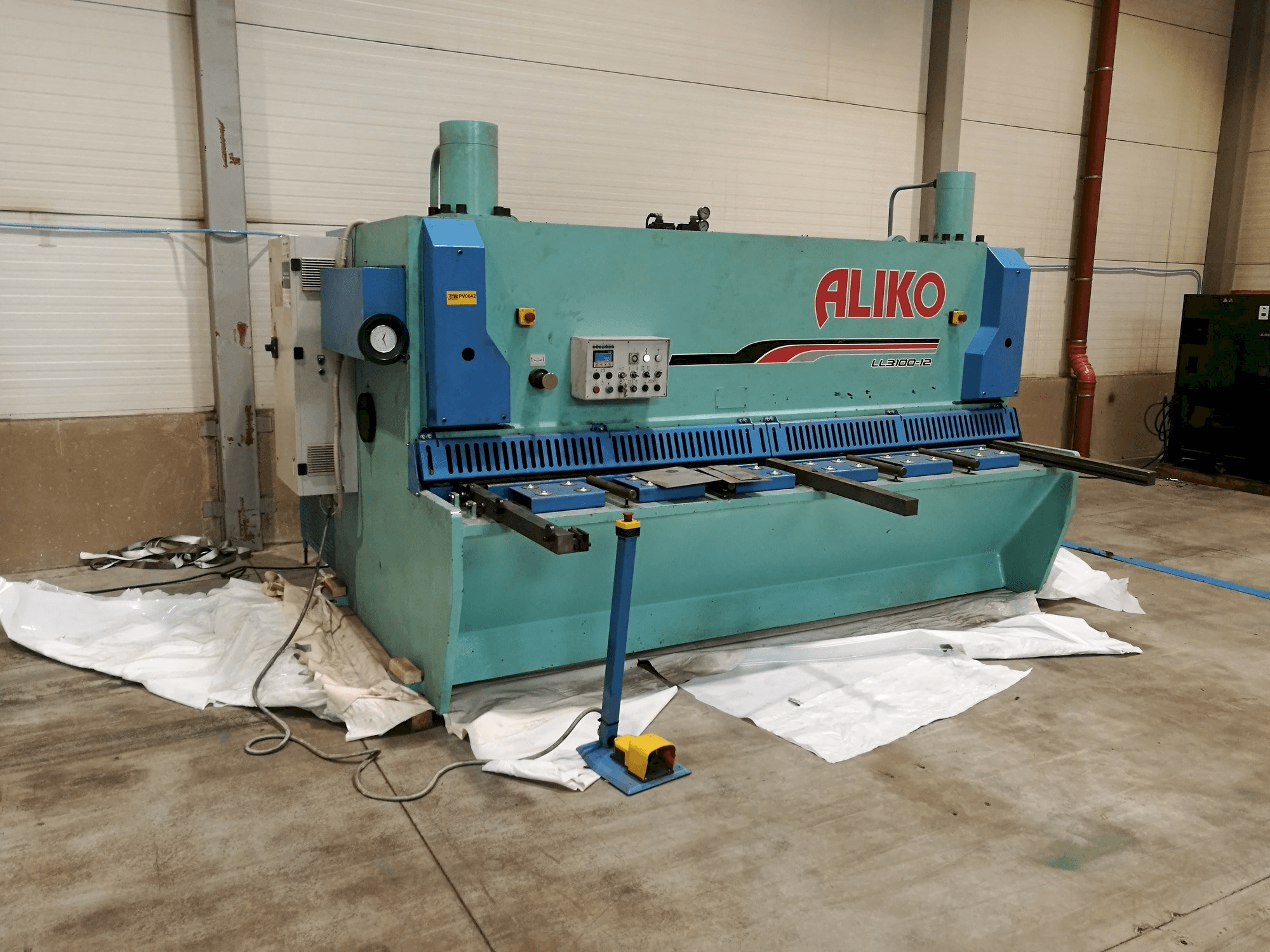 Makine ALIKO LL3100-12 - Önden görünüm