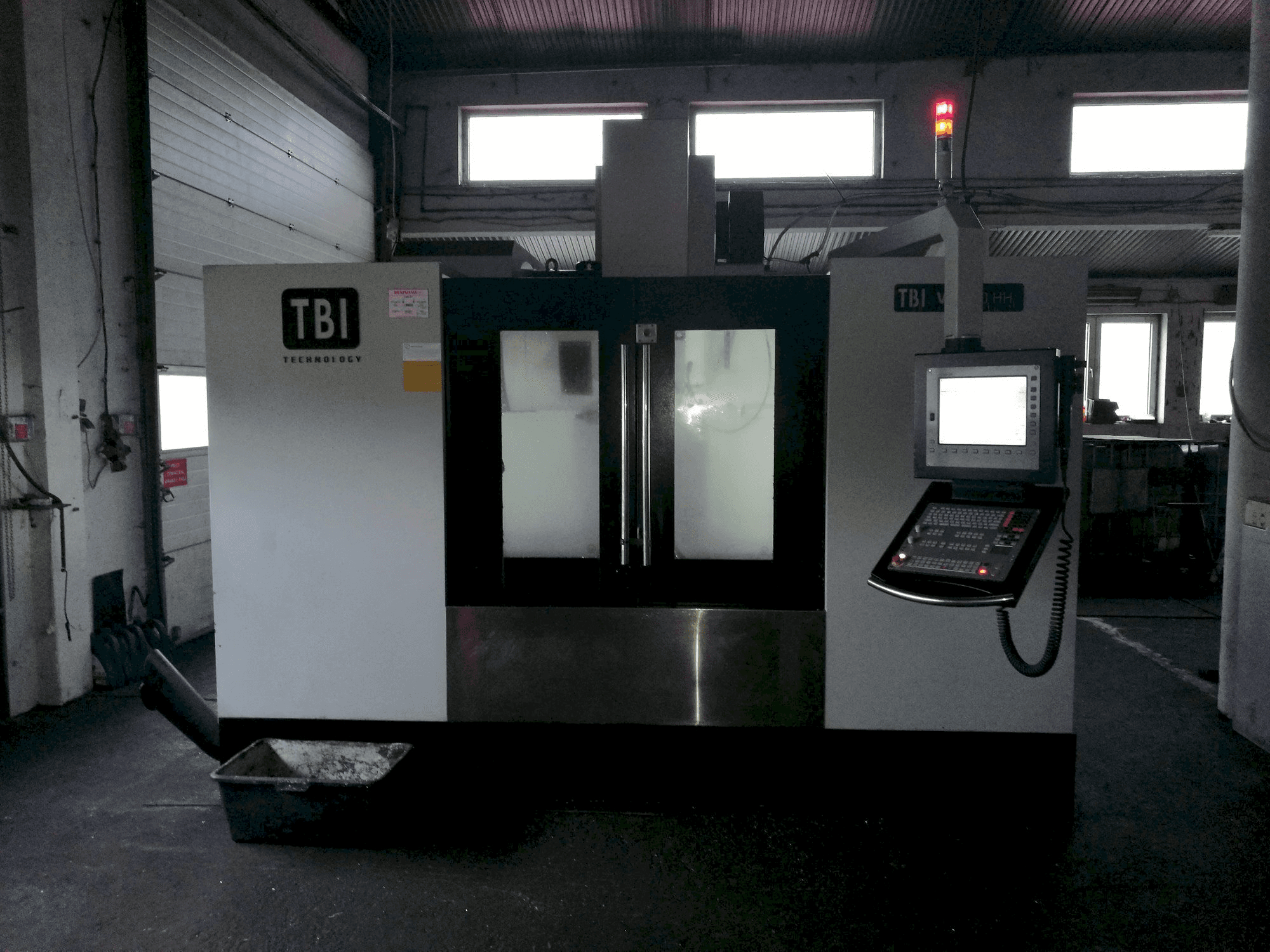 Makine TBI VC 1270 HH - Önden görünüm