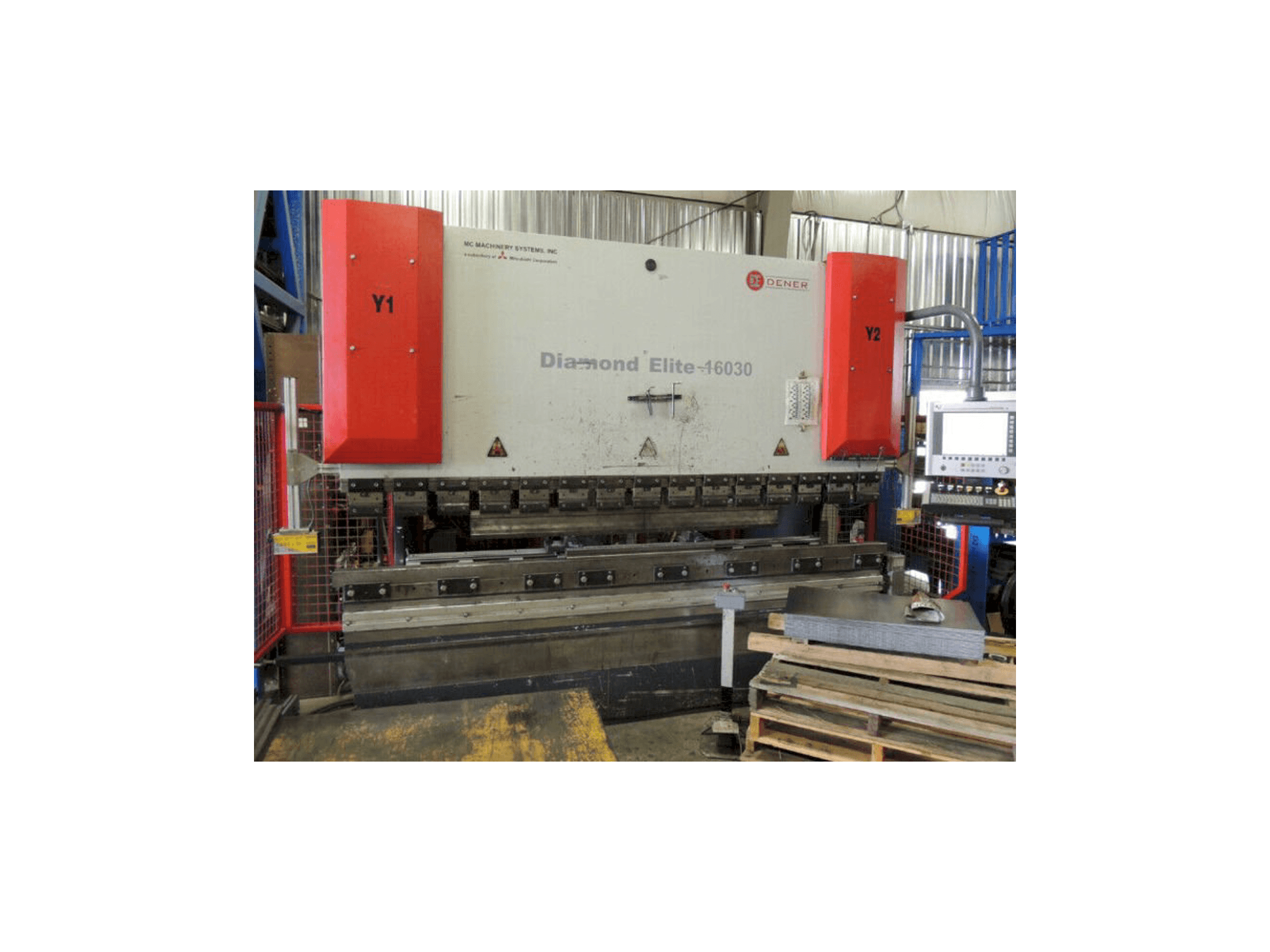 Makine Mitsubishi Dener Diamond Elite 16030 - Önden görünüm