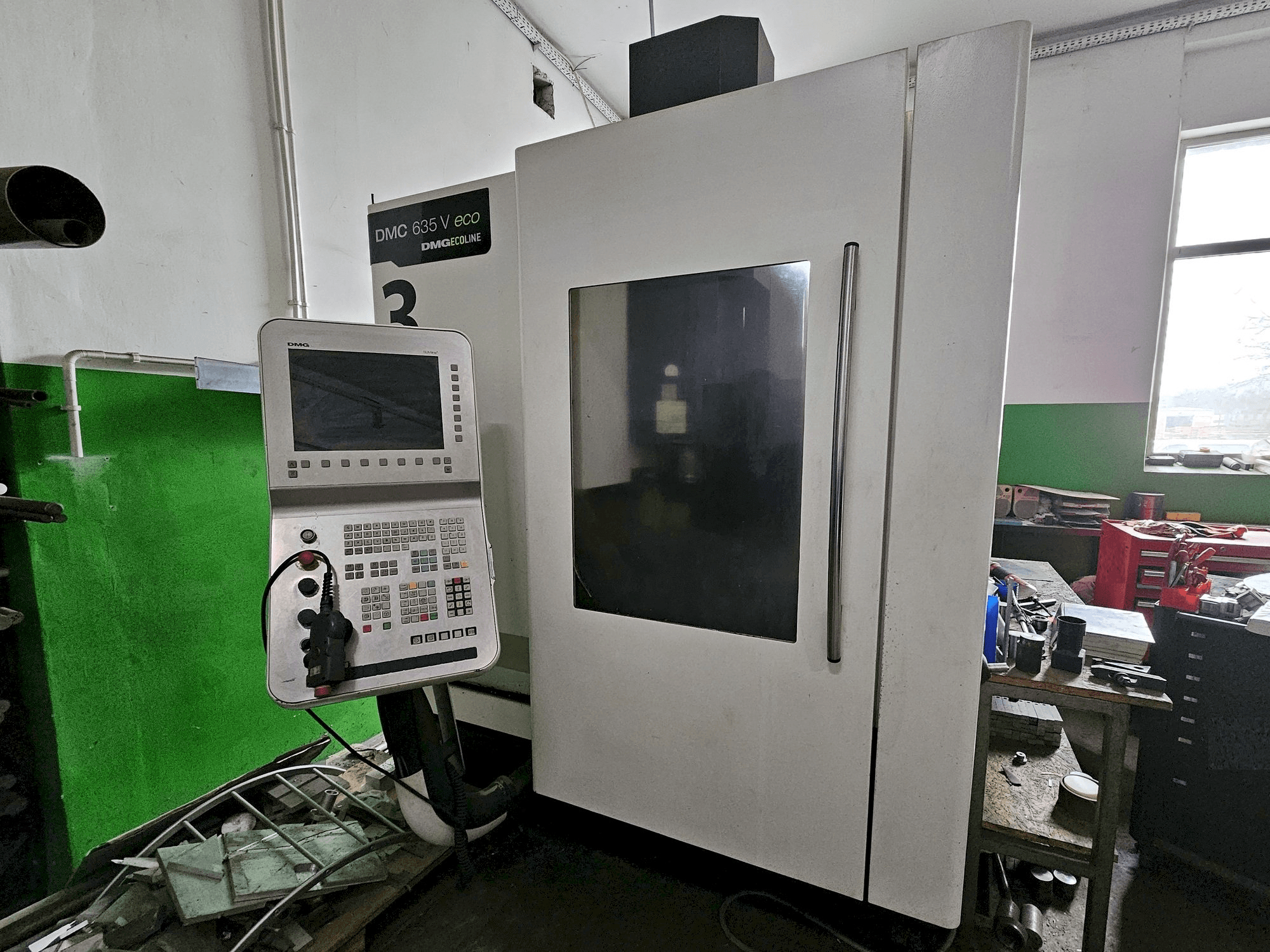 Makine DMG DMC 635 V ecoline - Önden görünüm