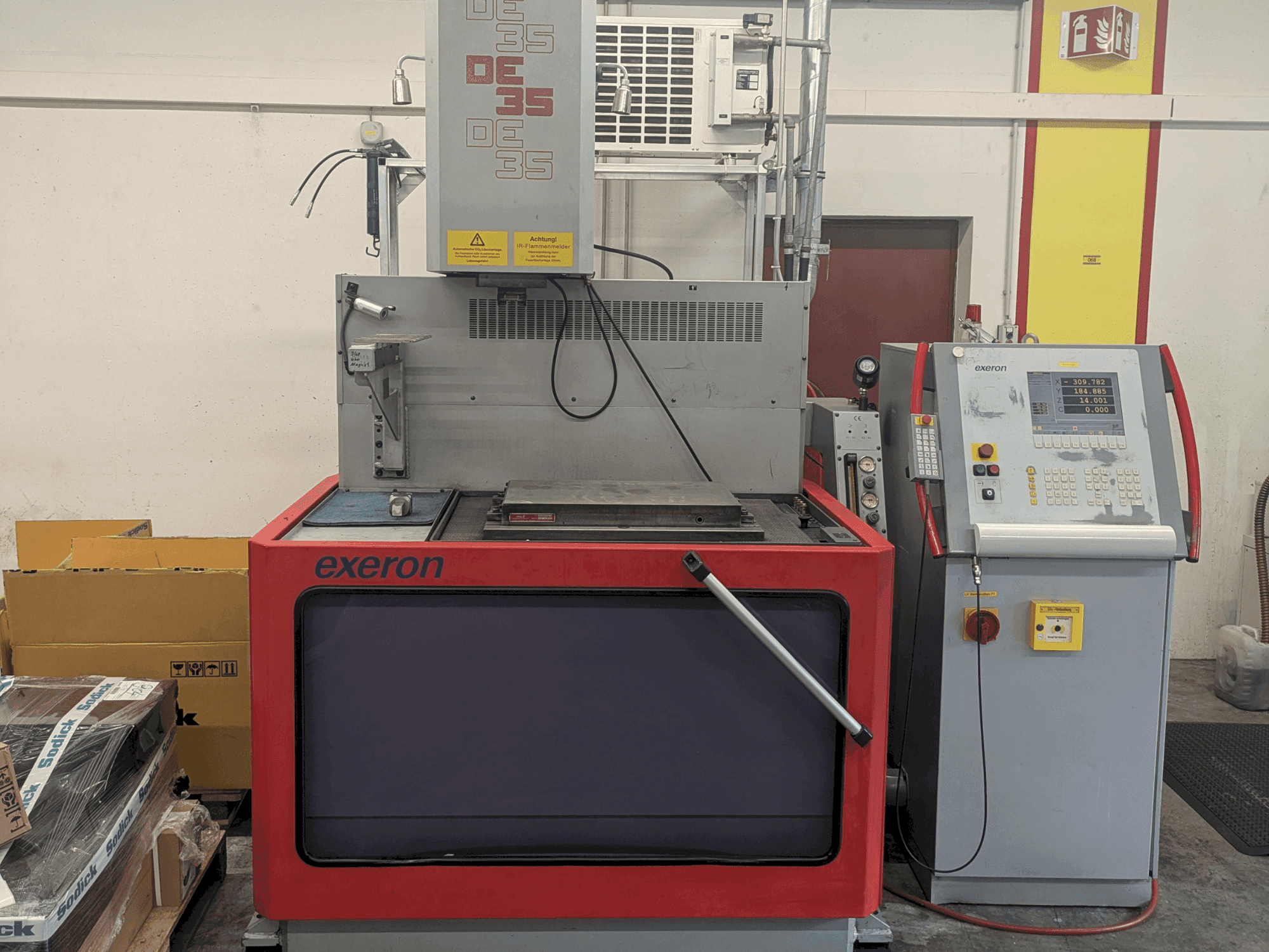 Makine Exeron DE 35 CE - Önden görünüm