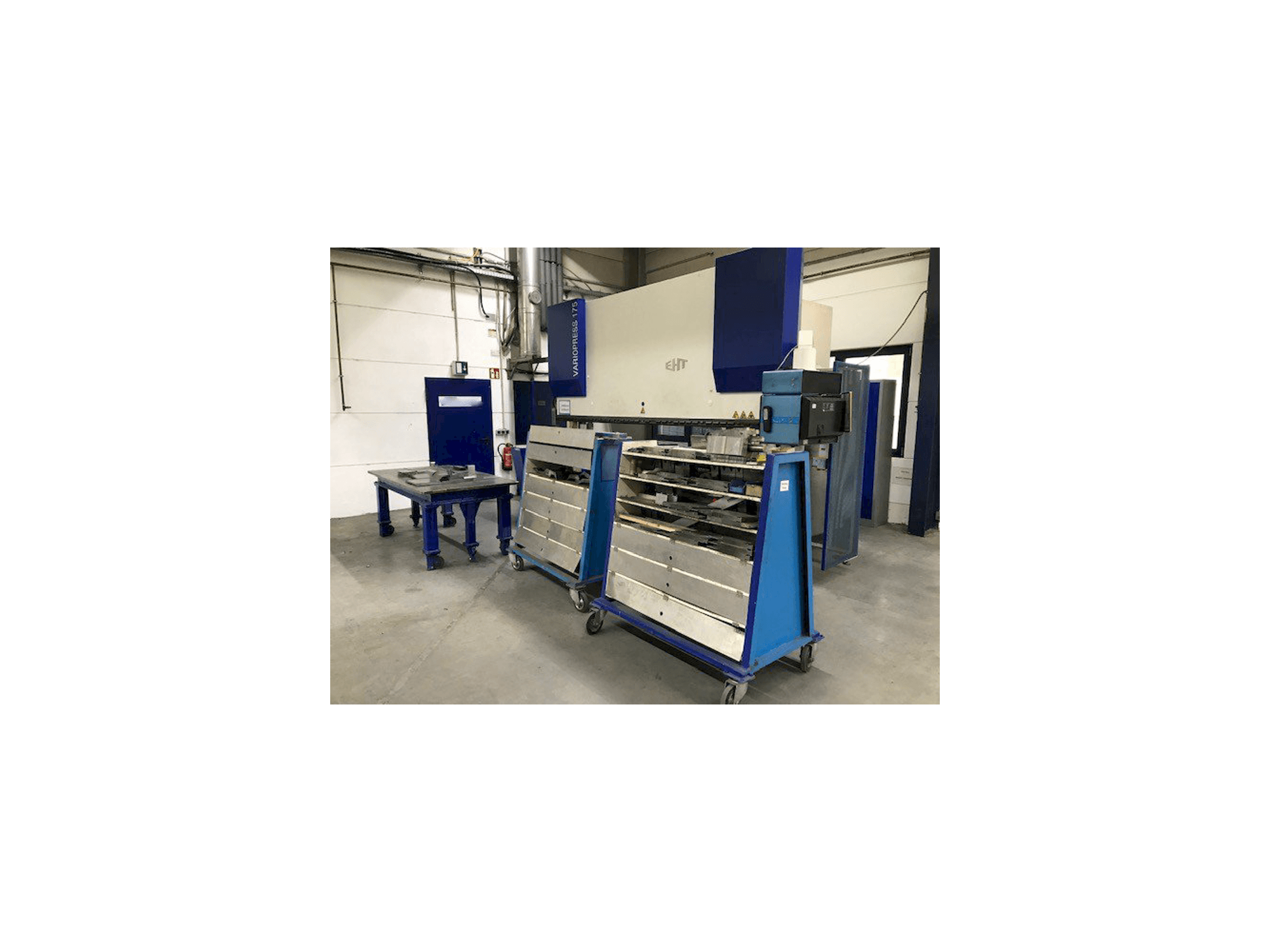 Makine EHT VARIOPRESS 175-4050 - Önden görünüm