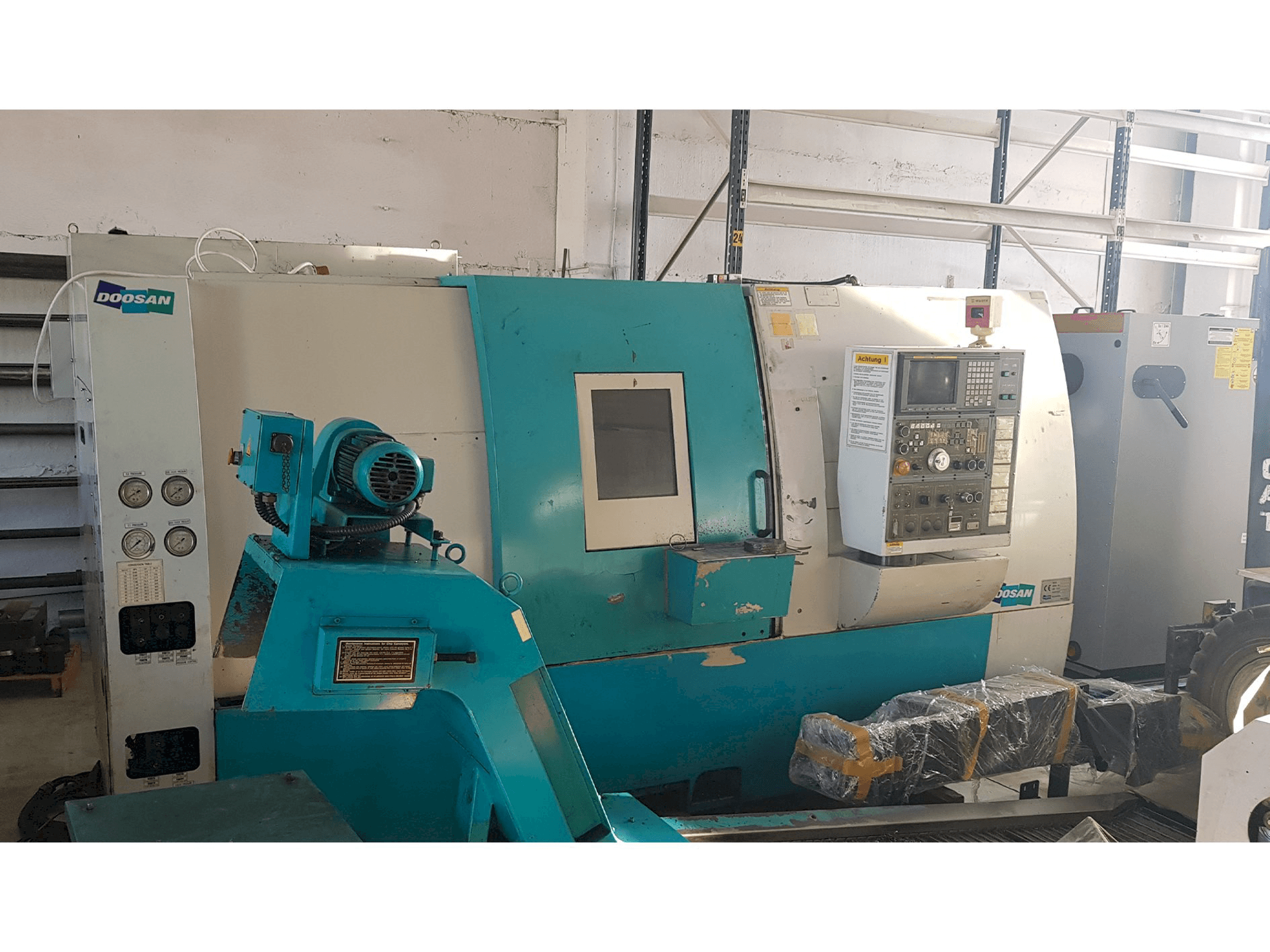 Makine Doosan S310SLMY - Önden görünüm