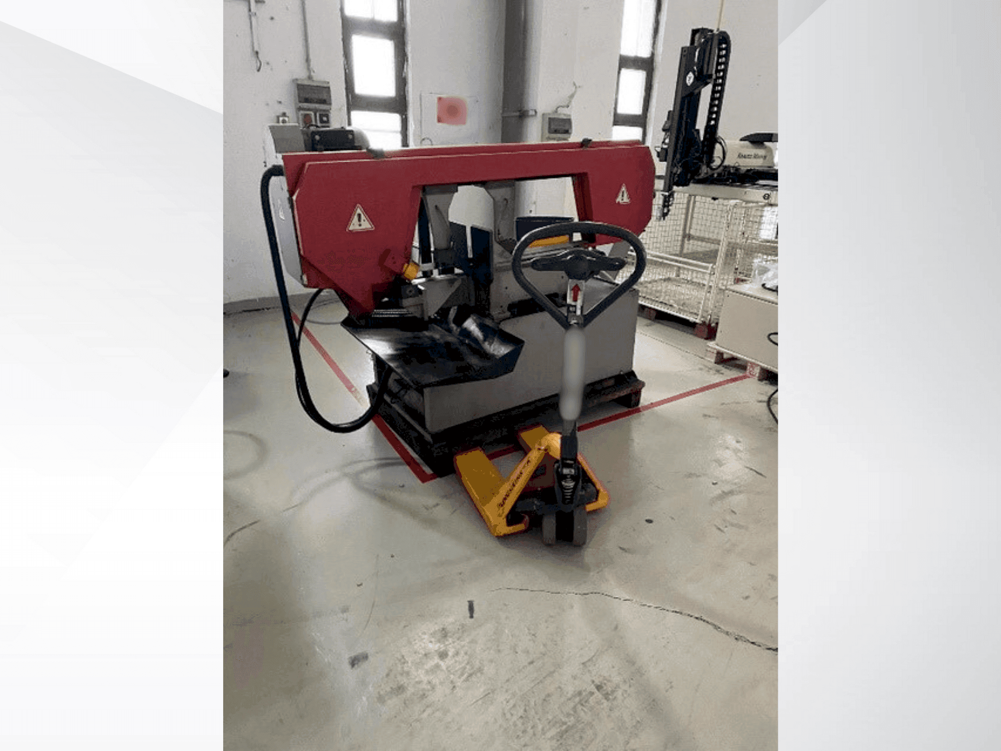 Makine BOMAR STG 320 GM - Önden görünüm