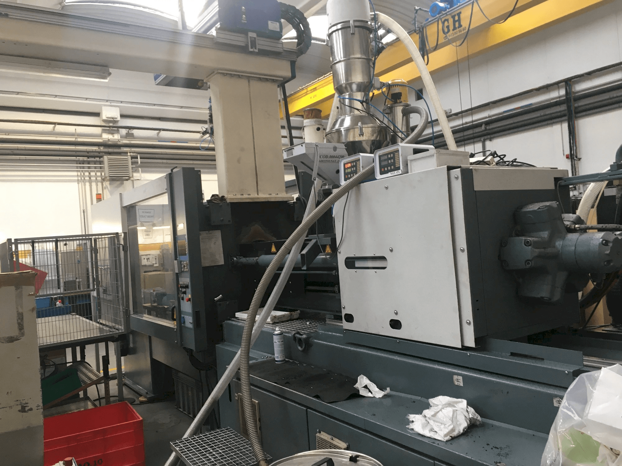 Makine Battenfeld BA 3500/1900 BK - Önden görünüm
