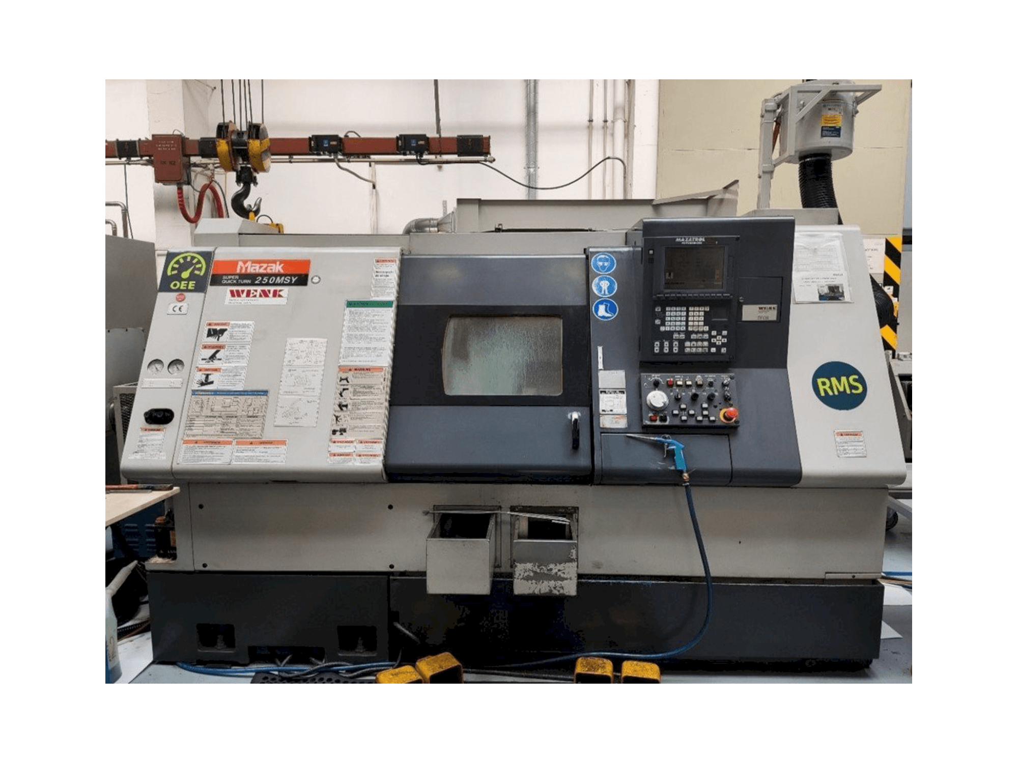 Makine Mazak SQT-250 MSY - Önden görünüm