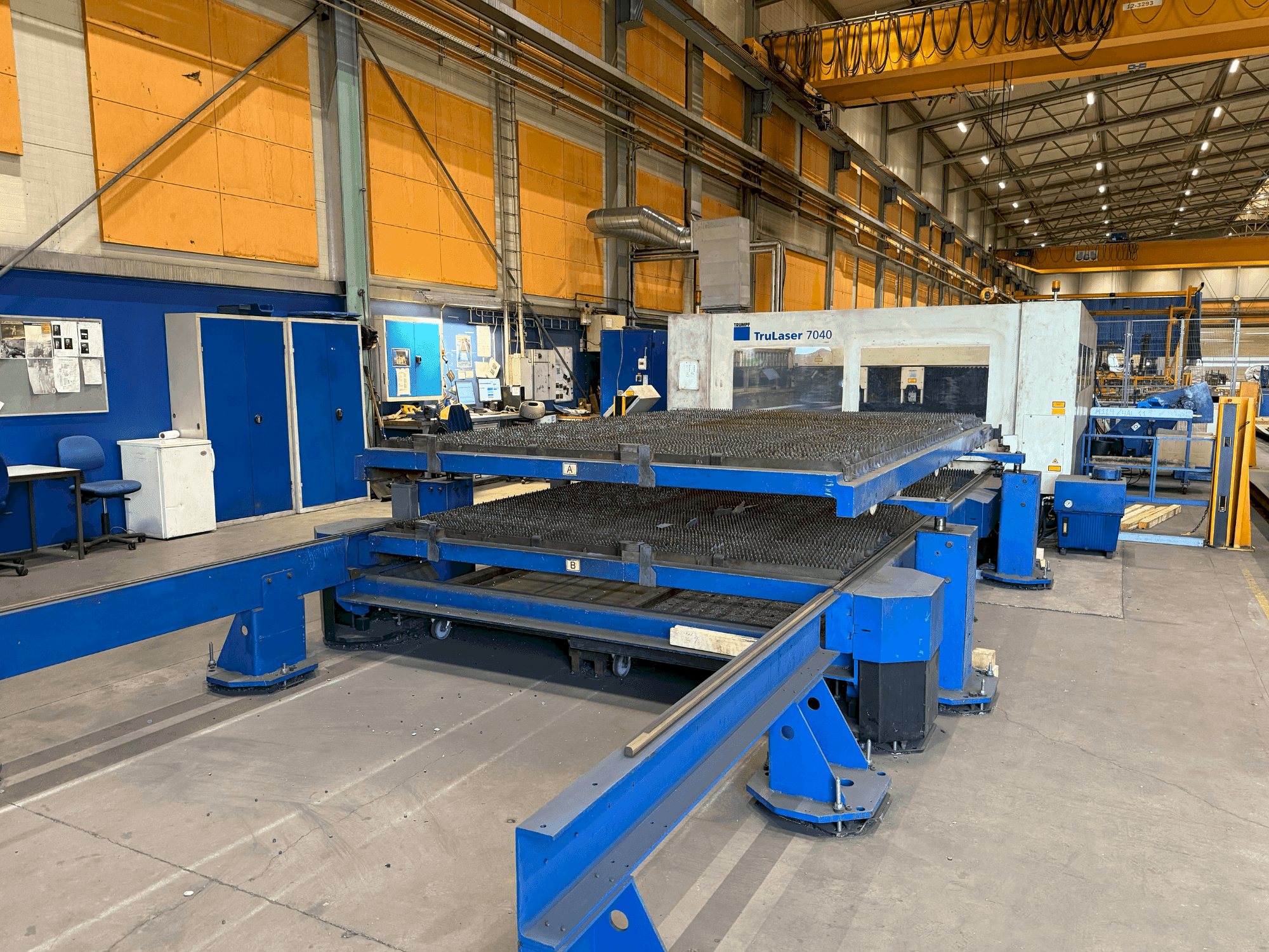 Makine TRUMPF Trulaser 7040 - Önden görünüm