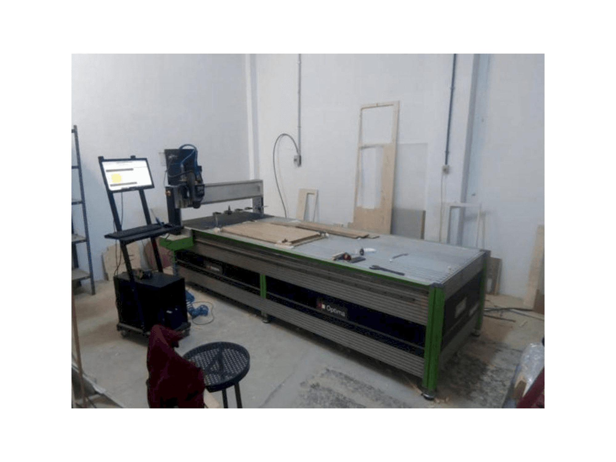 Makine OPTIMA 2510 - Önden görünüm