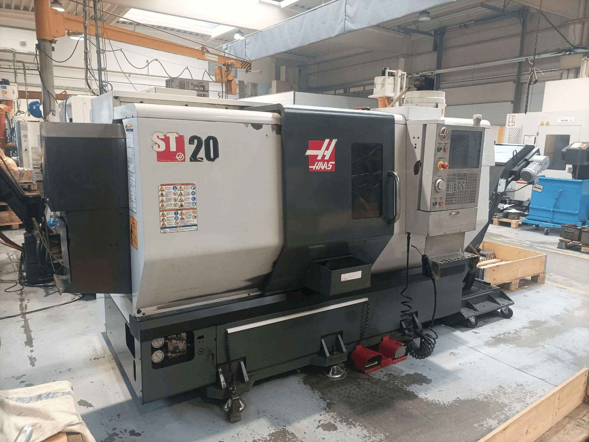 Makine HAAS ST-20SSY - Önden görünüm