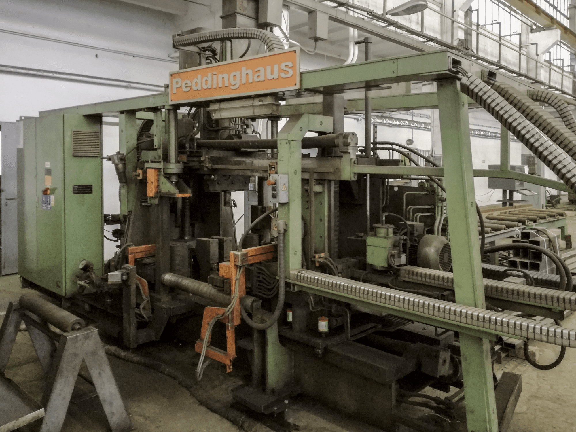 Makine Peddinghaus - Sol görünüm TDK 1000/3