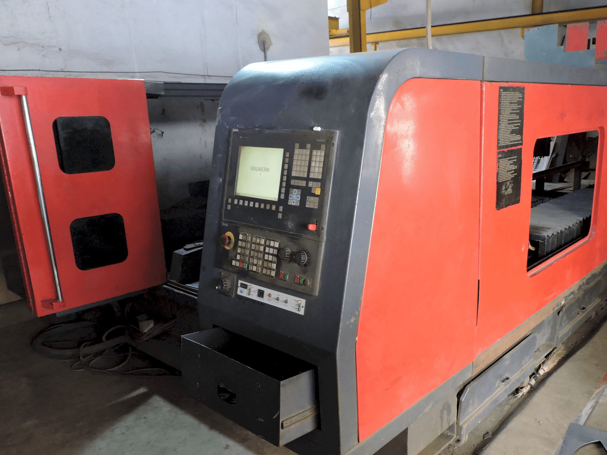 Makine Sahajanand - Sağdan görünüm Future X