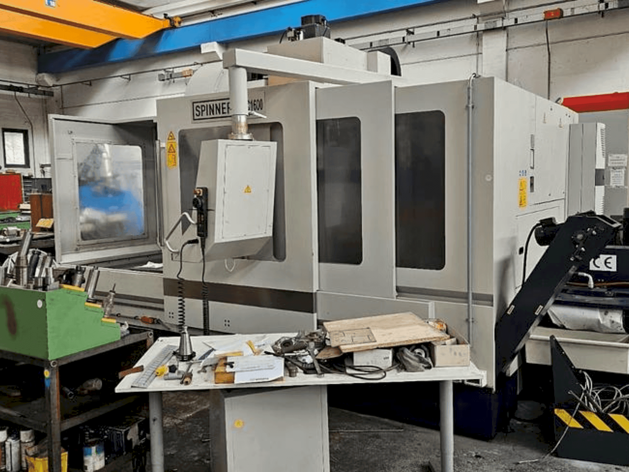 Makine SPINNER MVC 1600-N - Önden görünüm