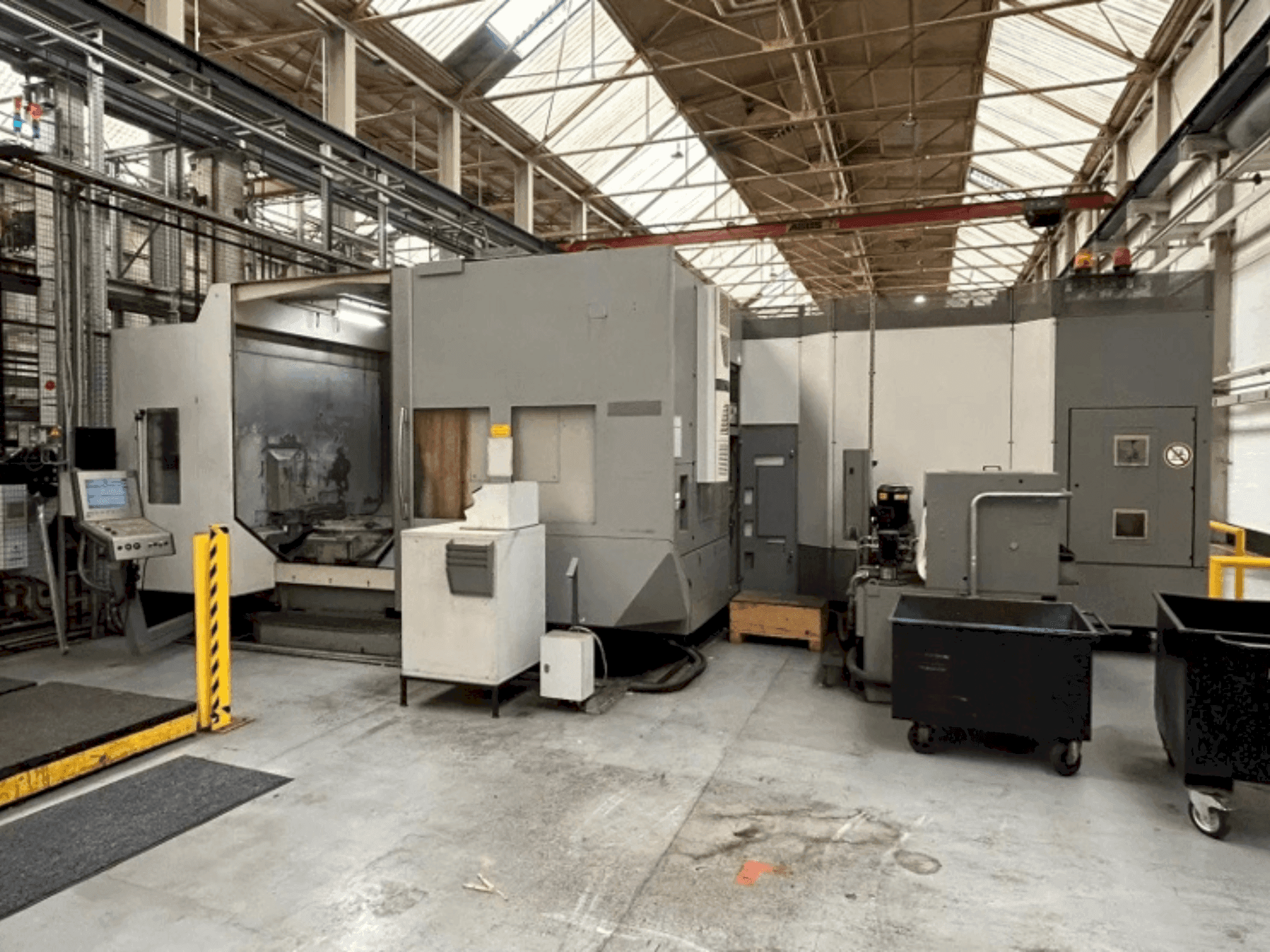 Makine DMG DMC 100 H - Önden görünüm