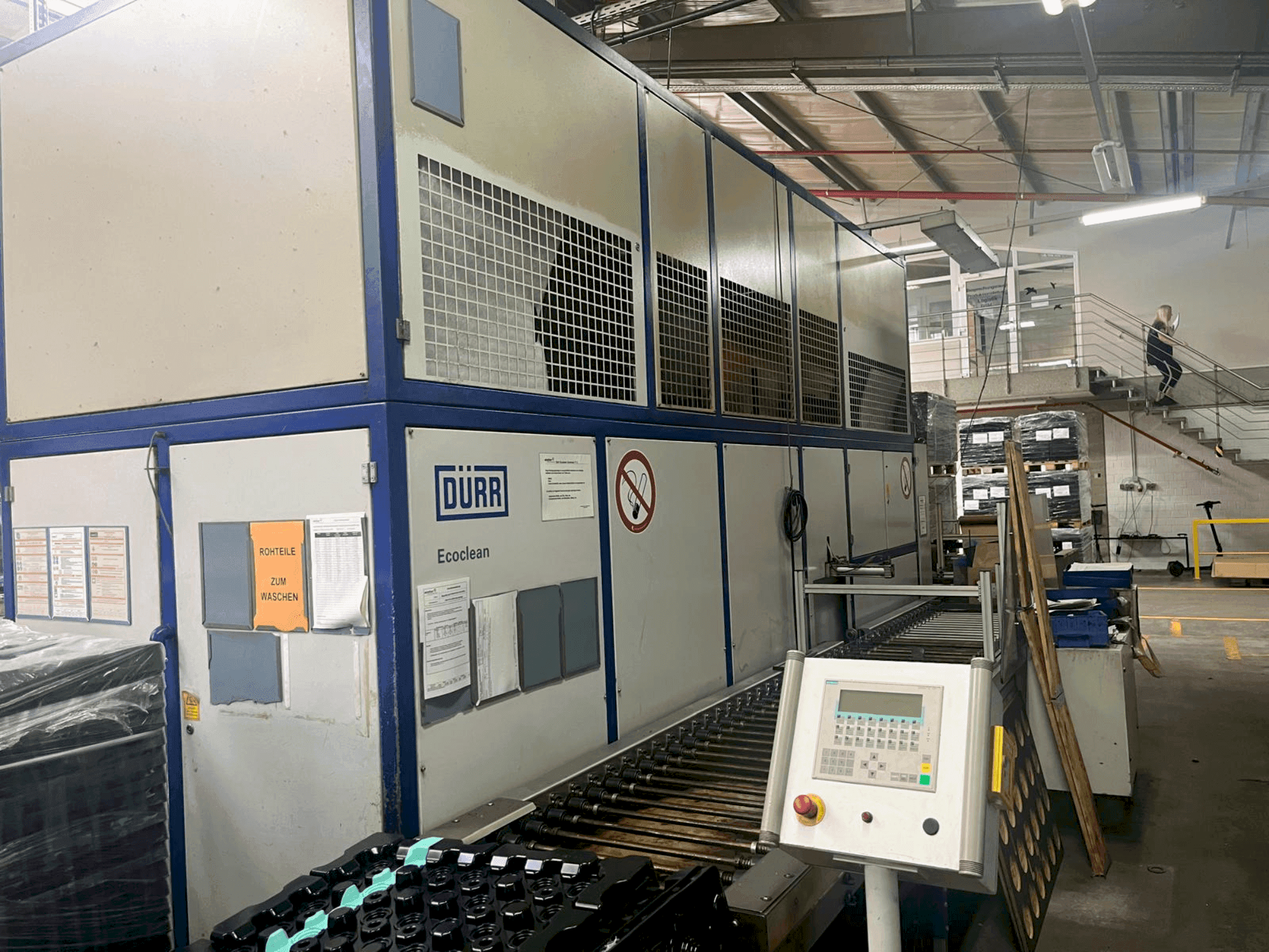 Makine DÜRR Universal 71C (2003) - Önden görünüm