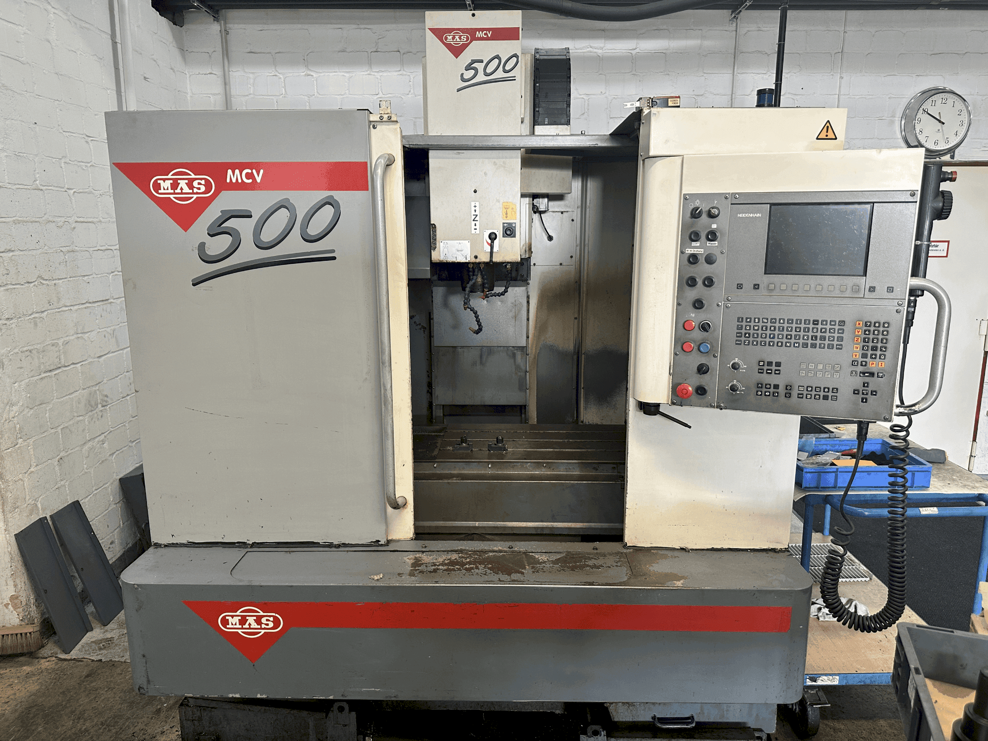 Makine KOVOSVIT MAS MCV 500 - Önden görünüm