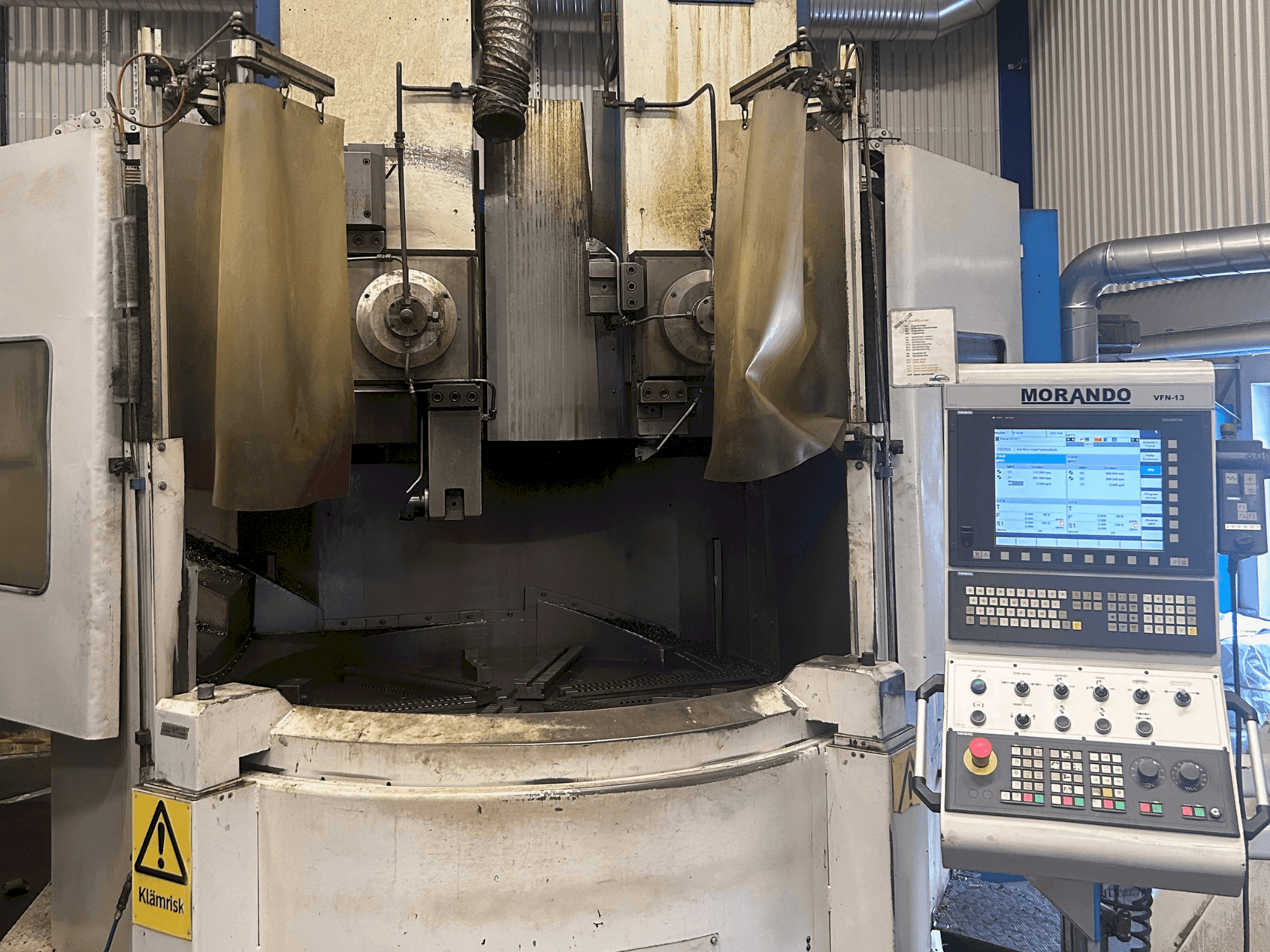 Makine MORANDO VFN13 - Önden görünüm